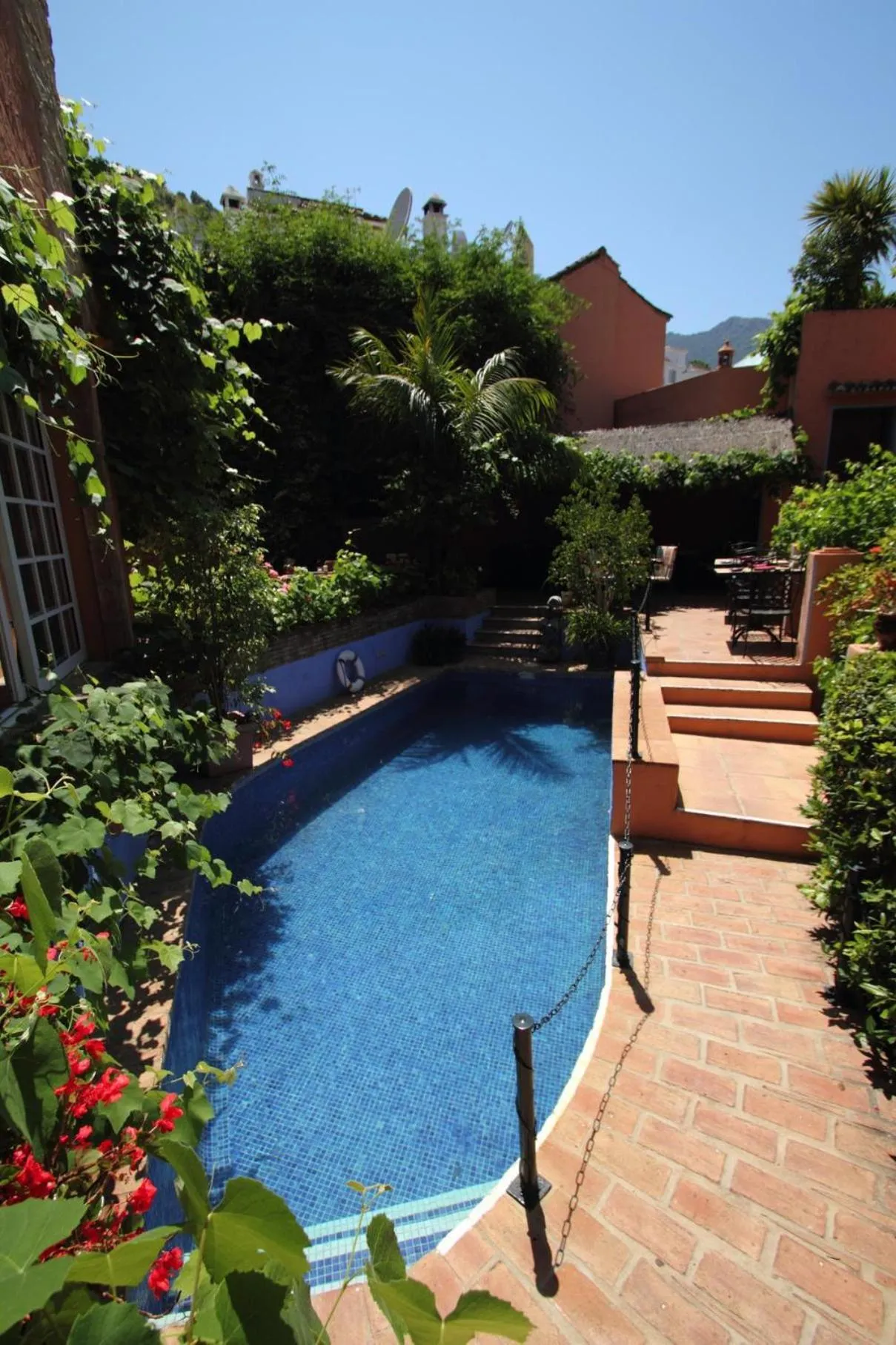 Swimming pool in Hotel Amanhavis