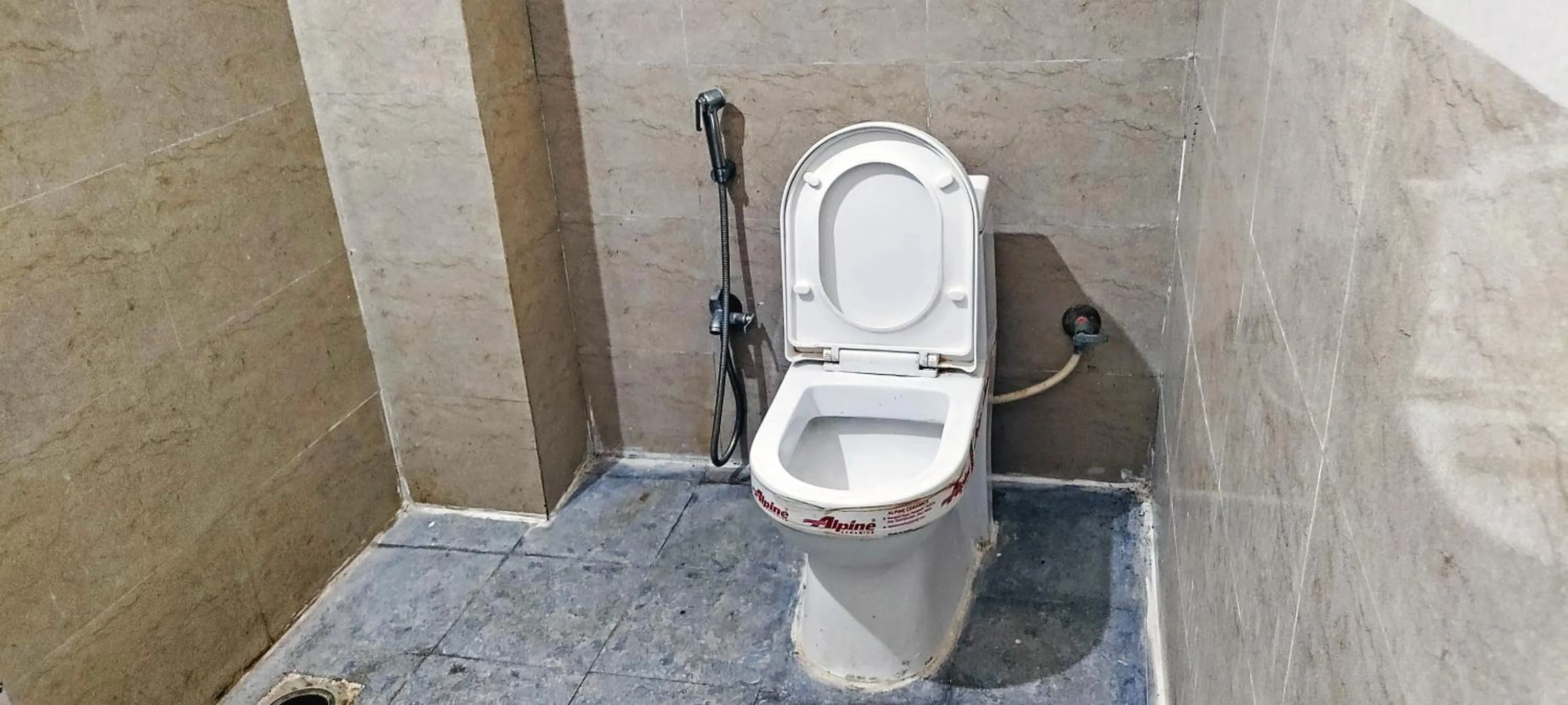 Bathroom in Hotel Keerthi