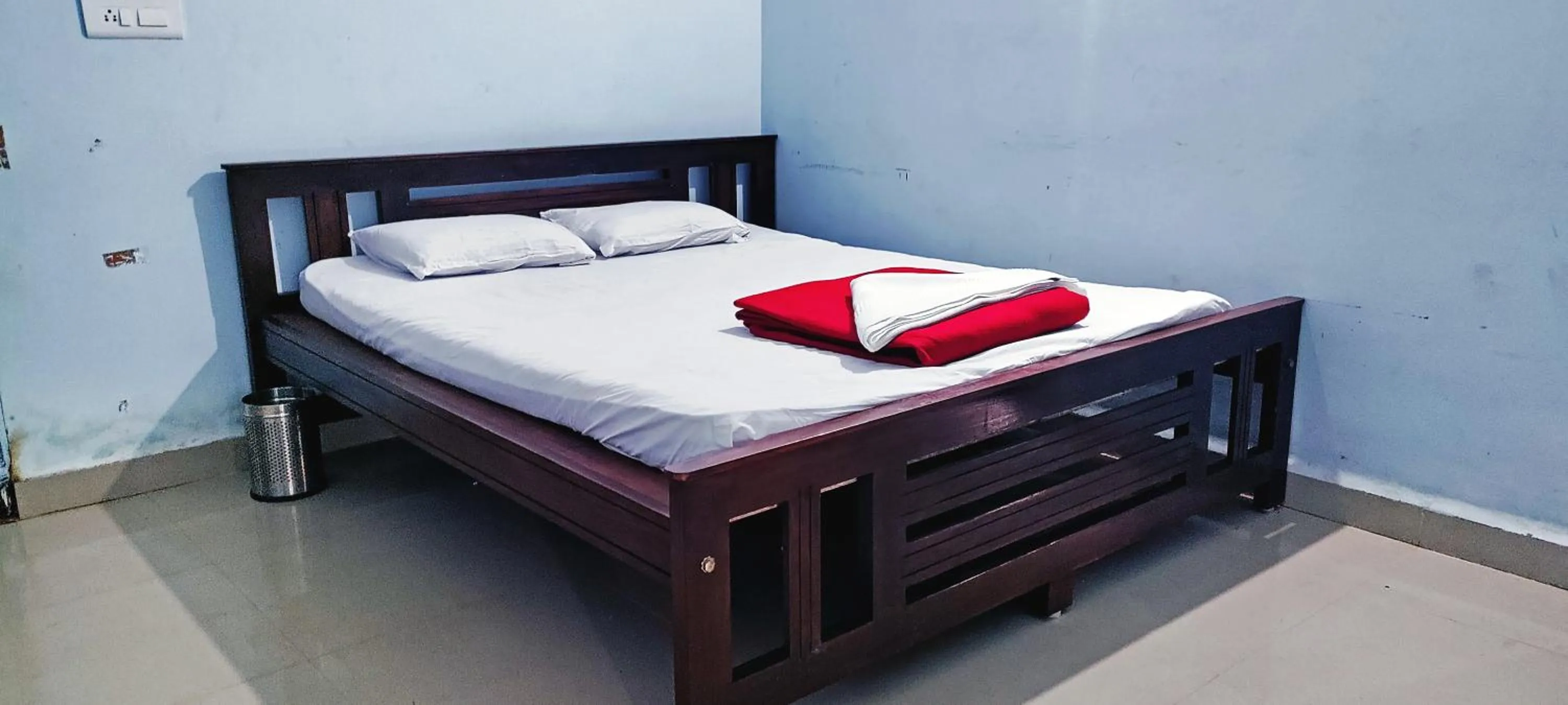 Bedroom in Hotel Keerthi