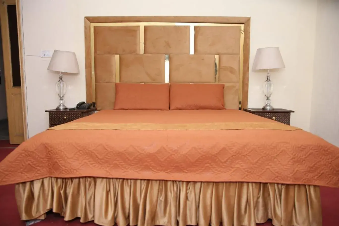 Standard Double or Twin Room in Green View Hotel Liberty Standard Double or Twin Room in Green View Hotel Liberty