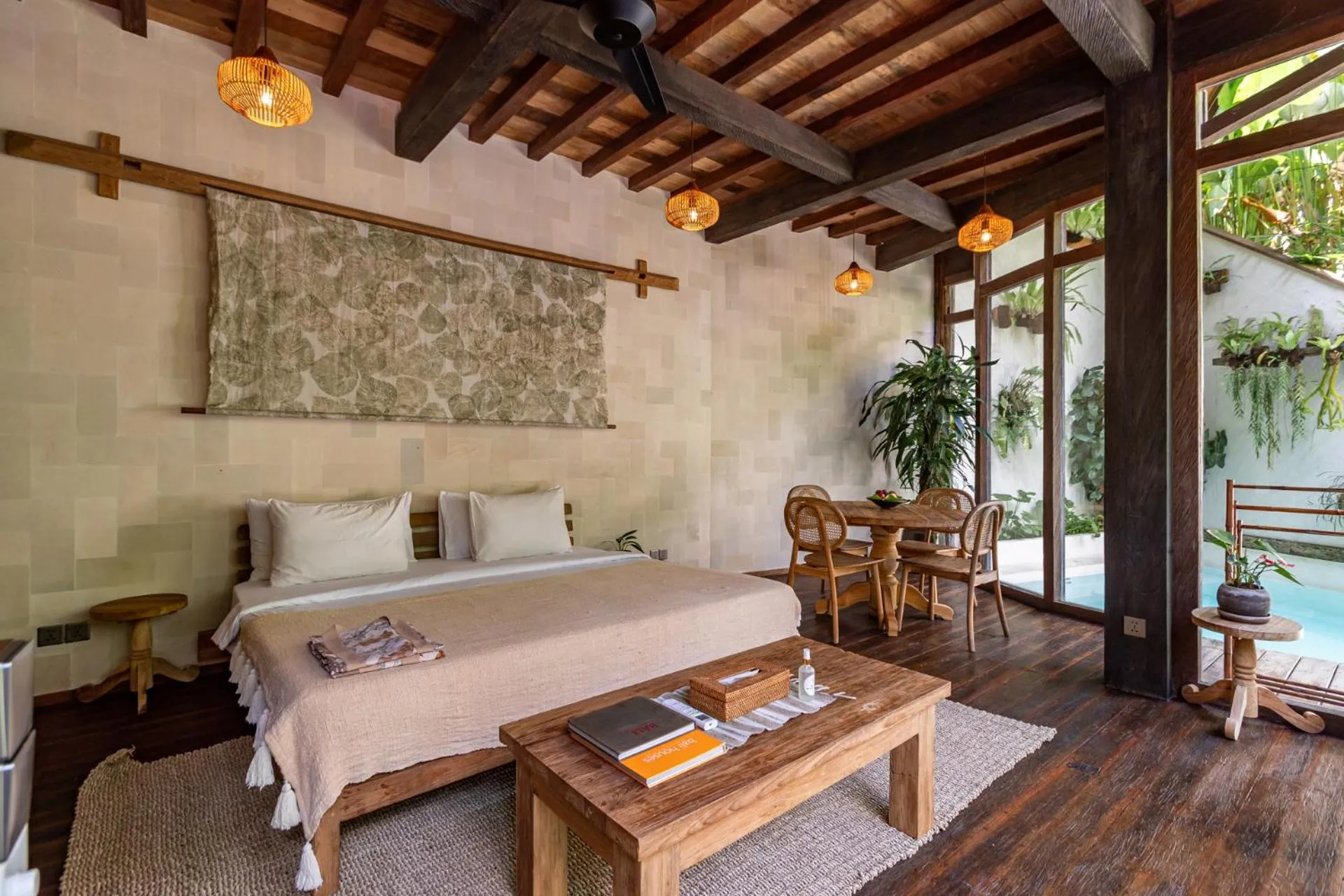 Bed in Casa Pohon Ubud