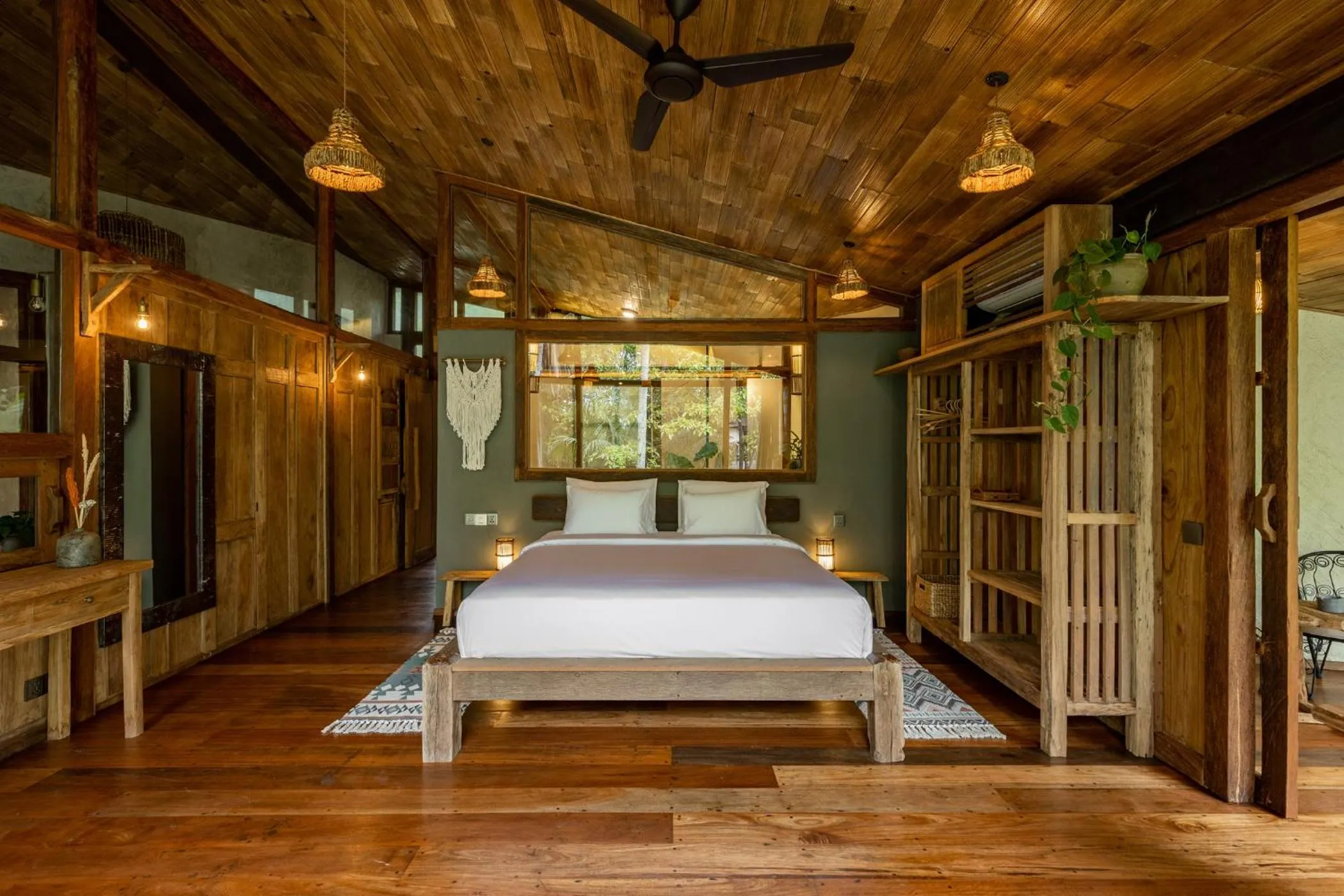Bed in Casa Pohon Ubud