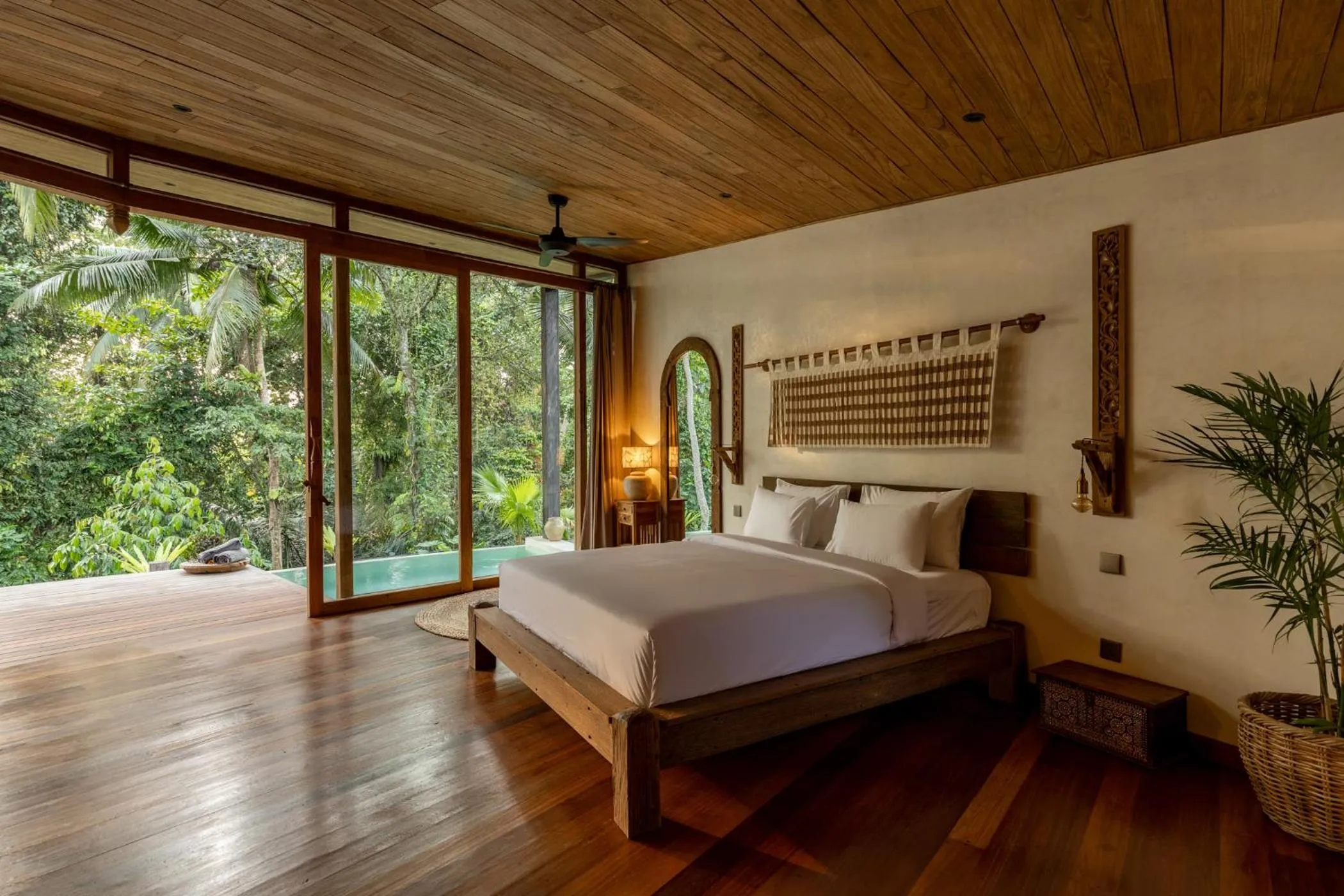 Bed in Casa Pohon Ubud