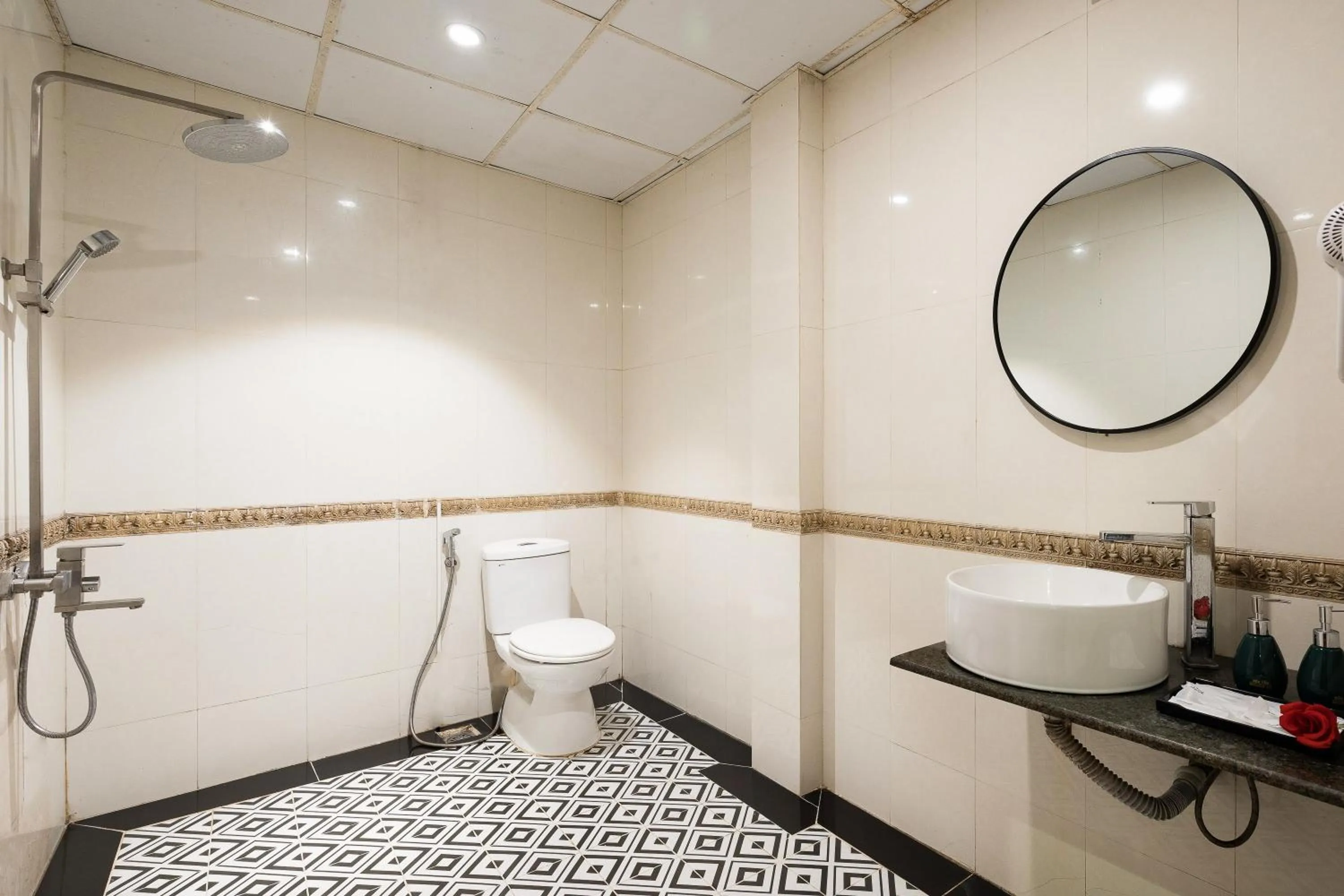 Shower in Hanoi Memory Premier Hotel & Spa