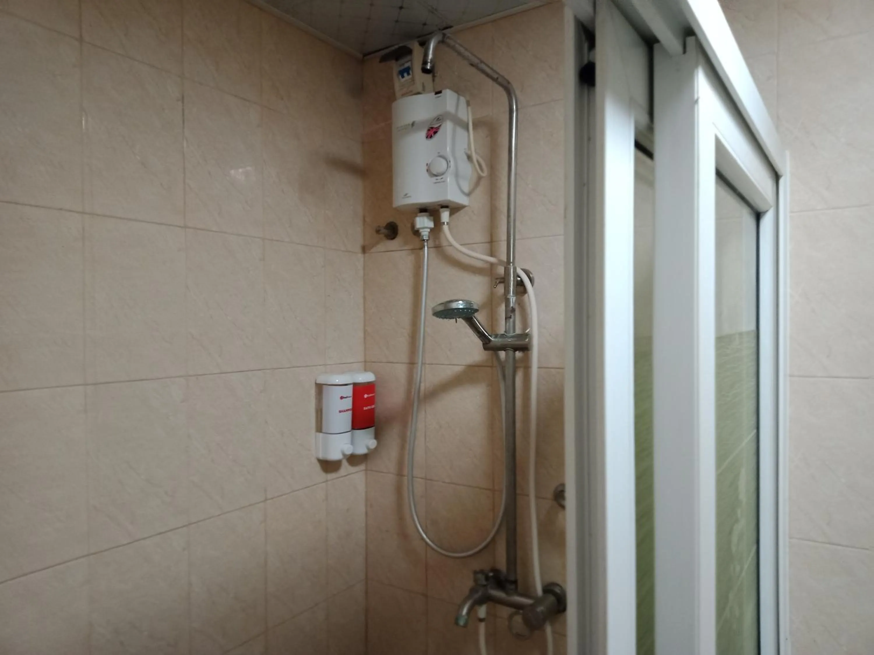 Shower in RUJIA Condotel Corp.