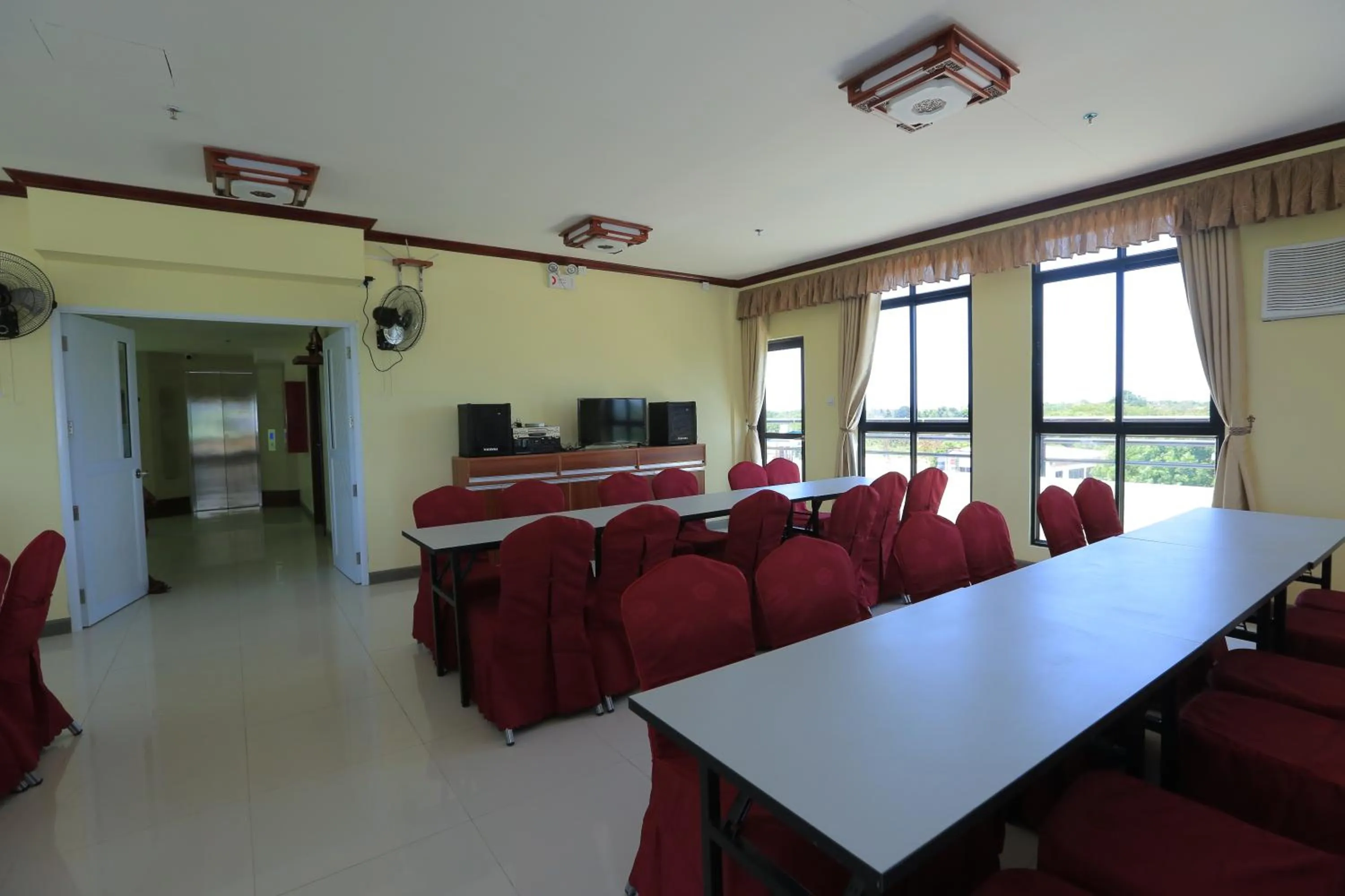 Meeting/conference room in RUJIA Condotel Corp.