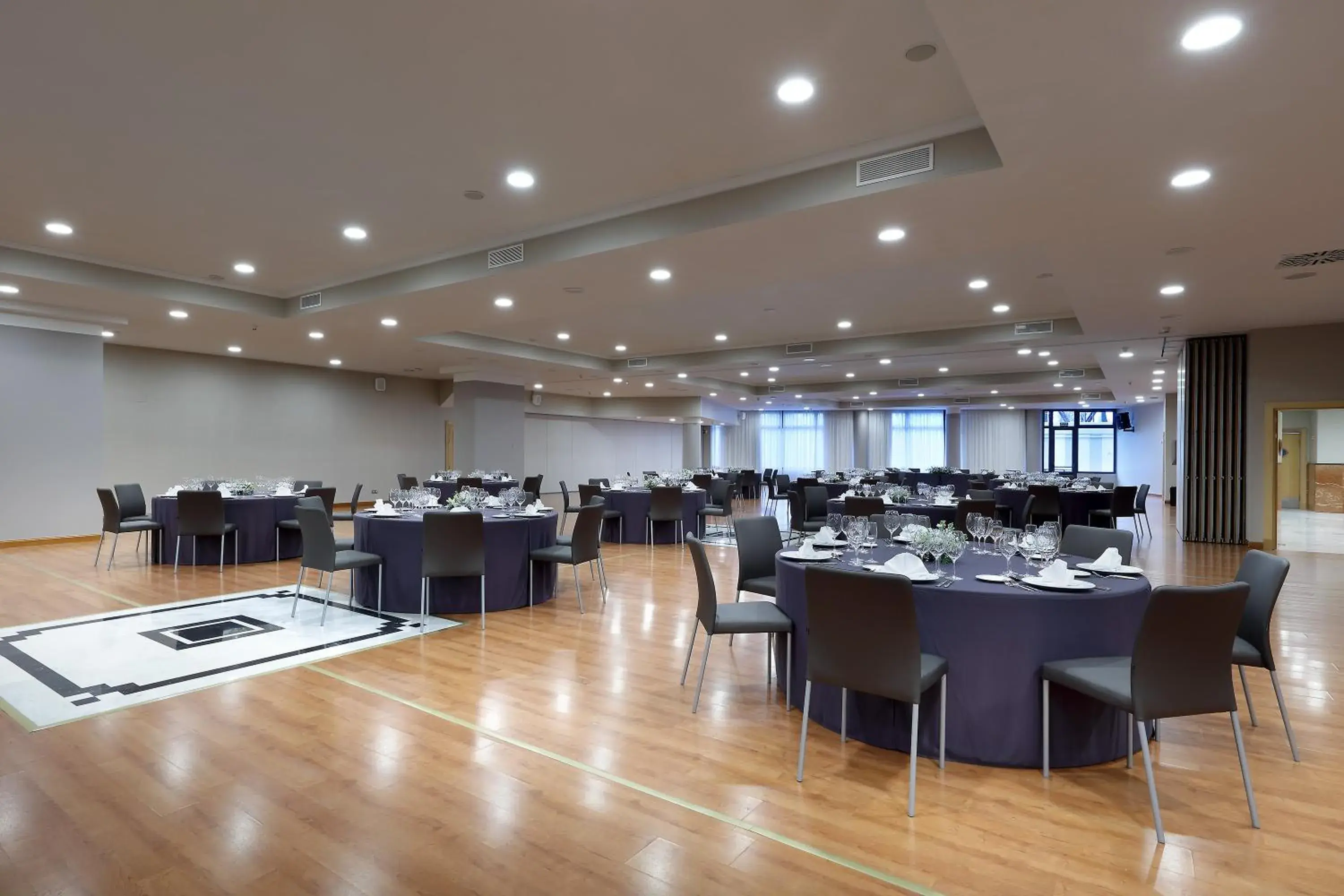 Banquet/Function facilities, Restaurant/Places to Eat in Eurostars Madrid Foro