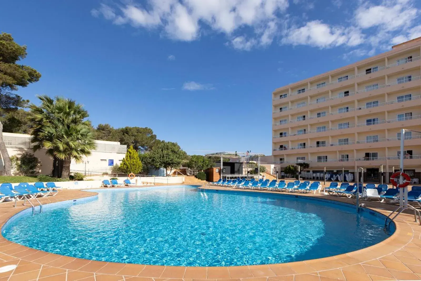 Swimming pool in Invisa Ereso All Inclusive Swimming pool in Invisa Ereso All Inclusive