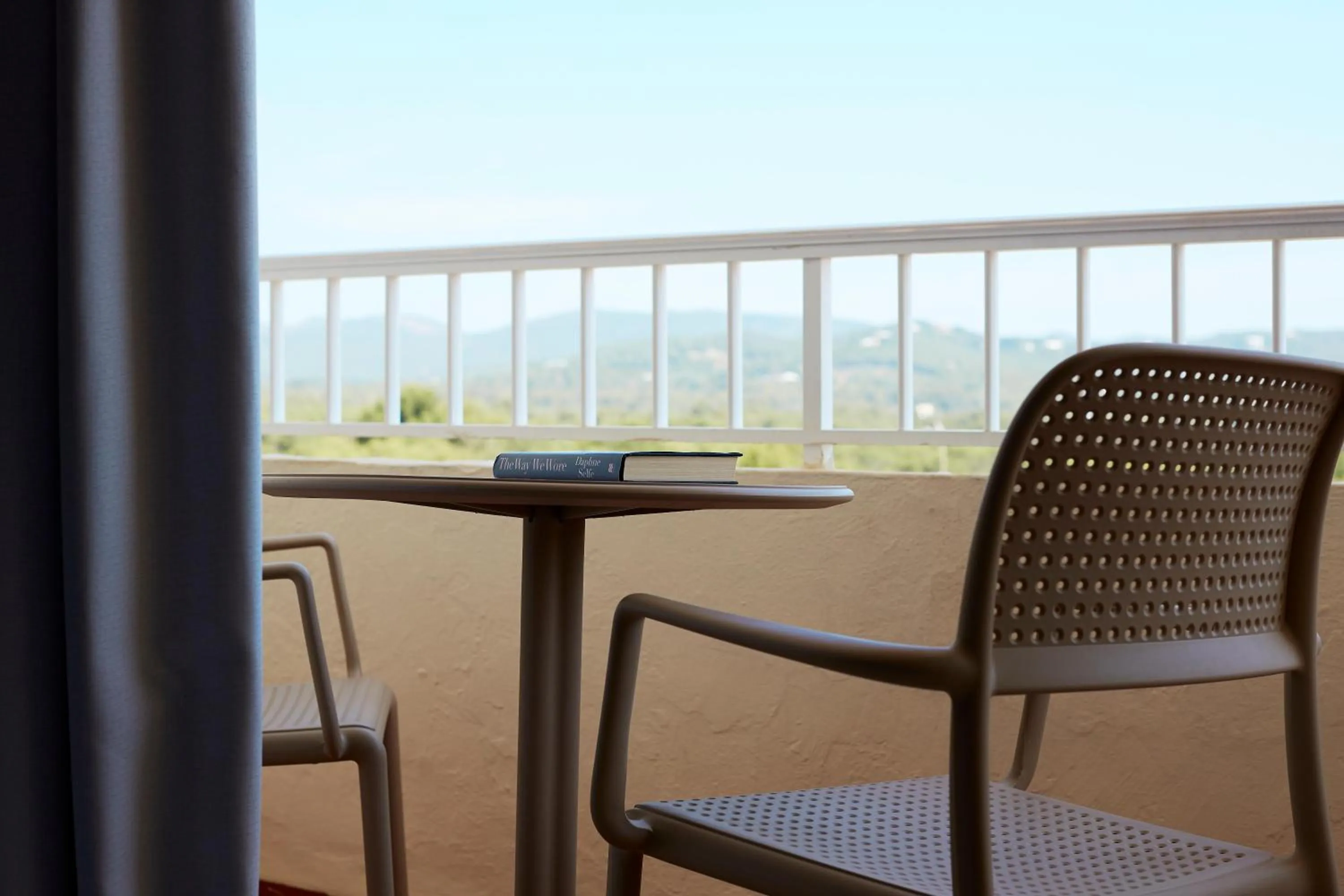 Photo of the whole room in Invisa Ereso All Inclusive