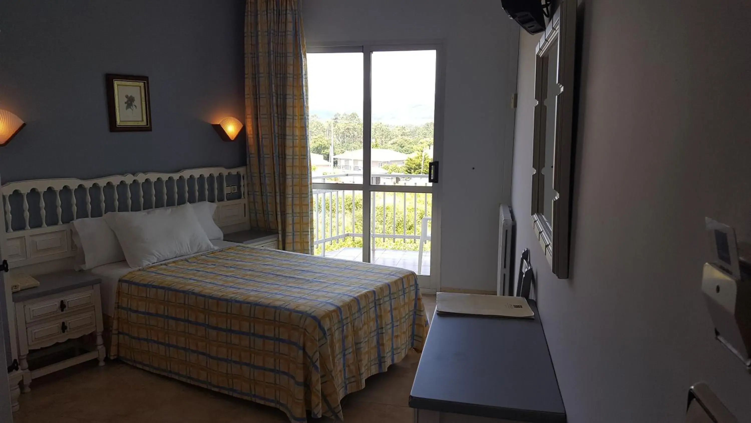 Bedroom, Bed in Hotel Troncoso Bedroom, Bed in Hotel Troncoso