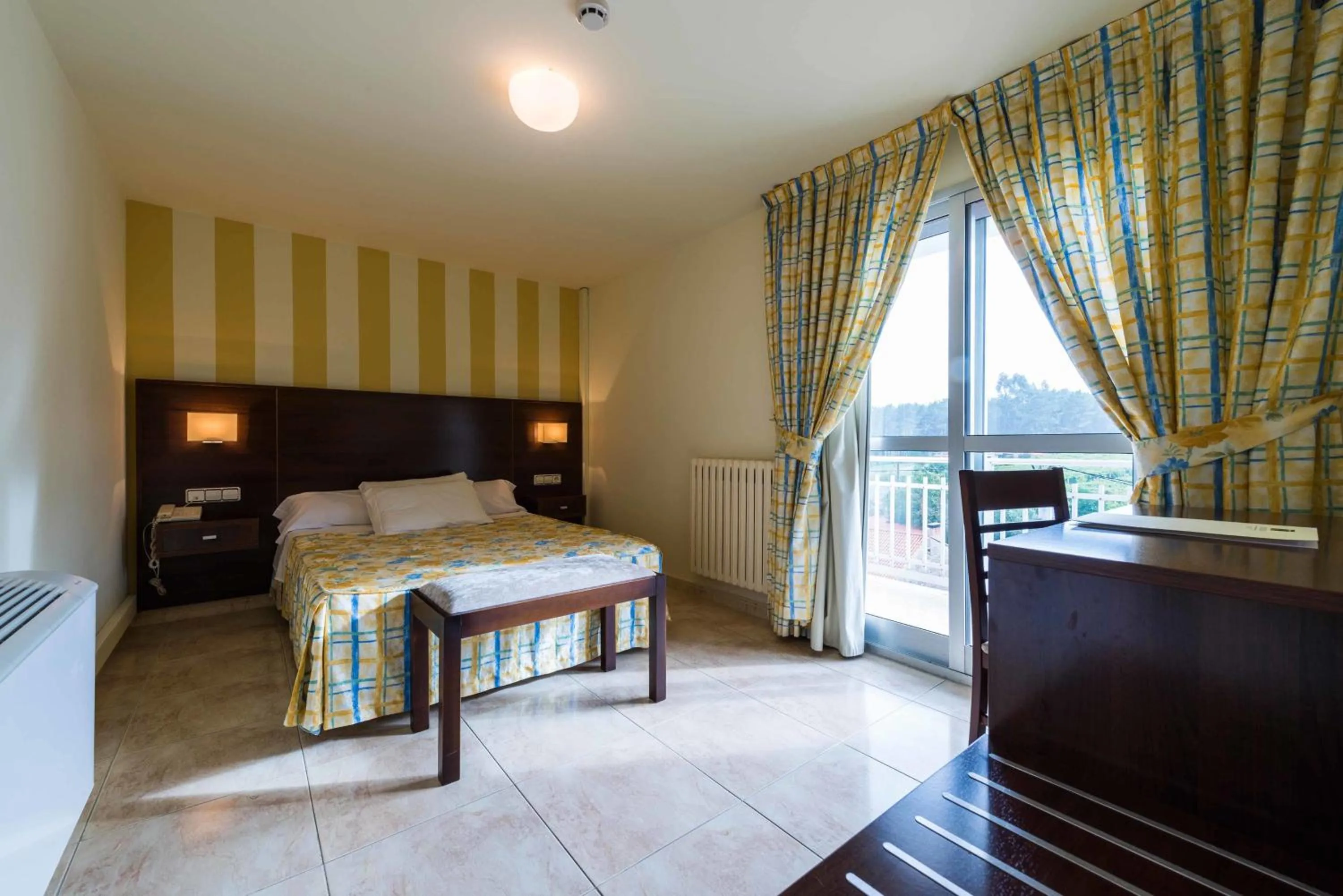 Photo of the whole room, Bed in Hotel Troncoso