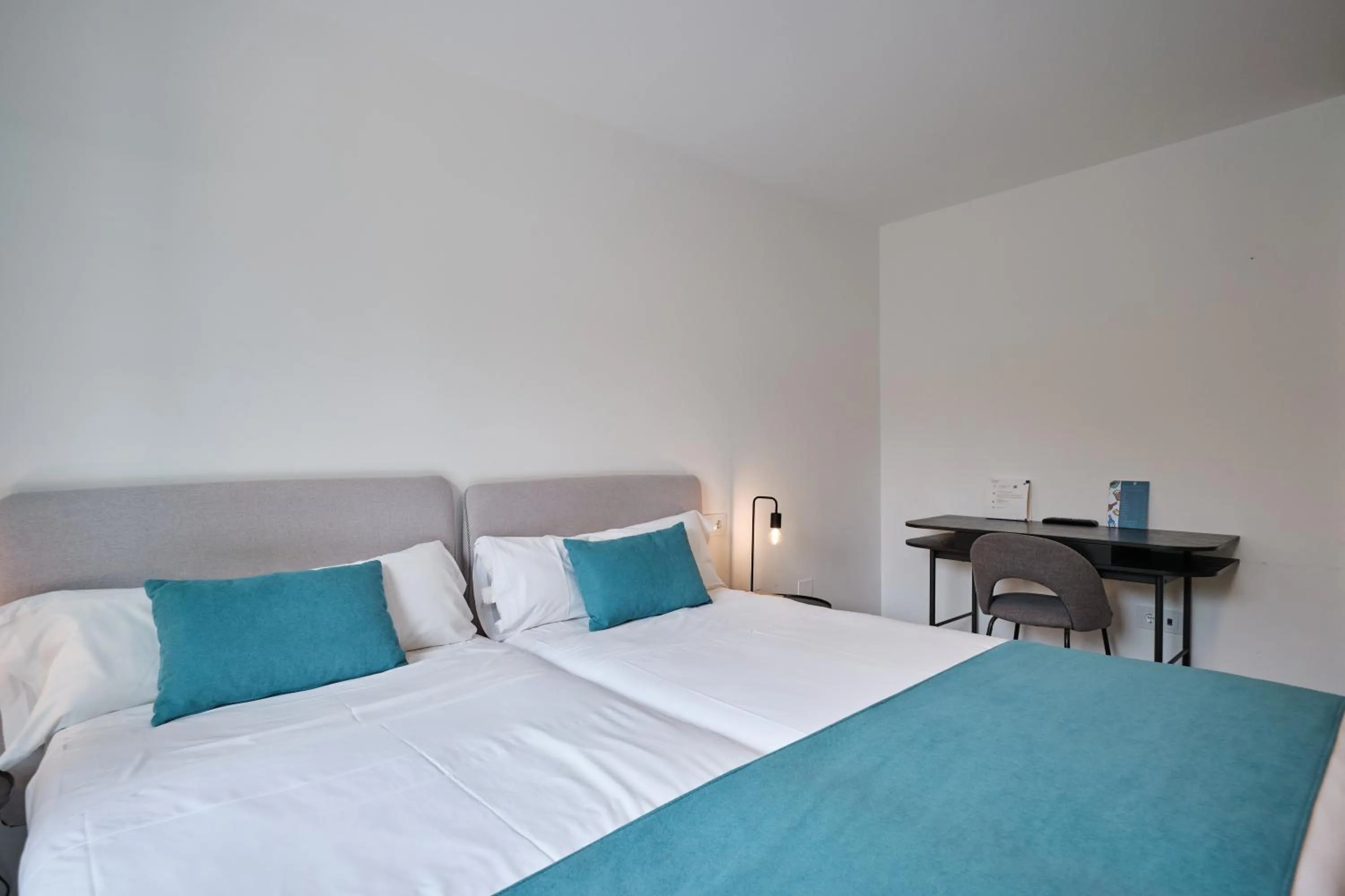 Photo of the whole room, Bed in Hotel Pombal Rooms