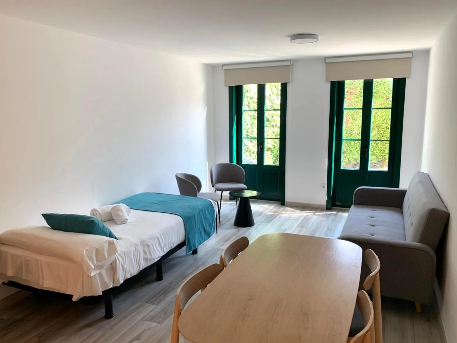 Photo of the whole room, Bed in Hotel Pombal Rooms