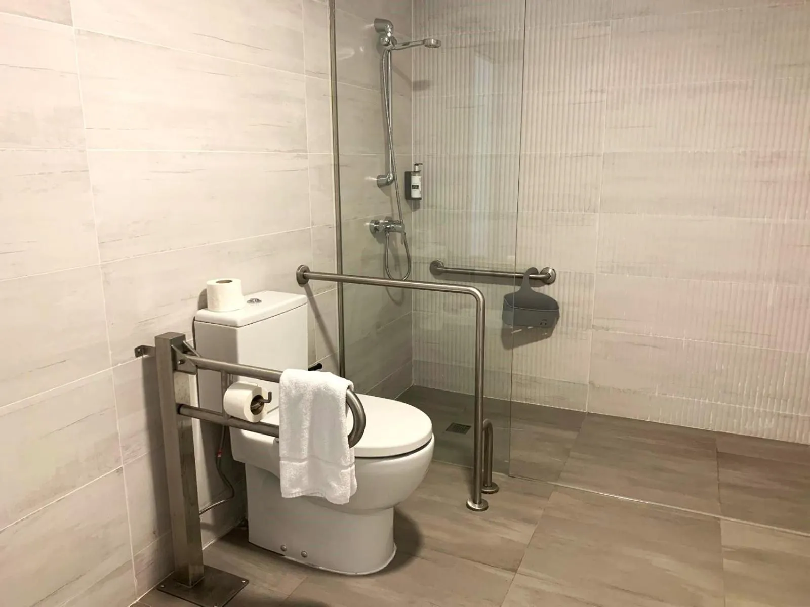 Bathroom in Hotel Pombal Rooms