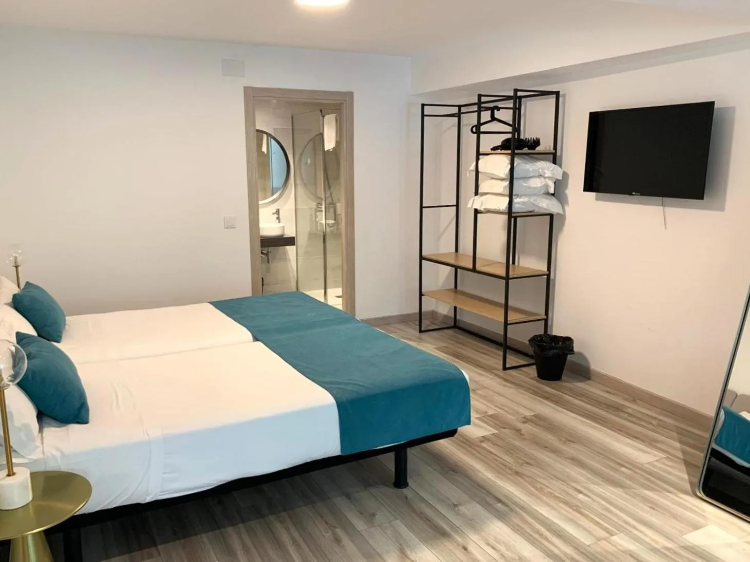 Photo of the whole room, Bed in Hotel Pombal Rooms