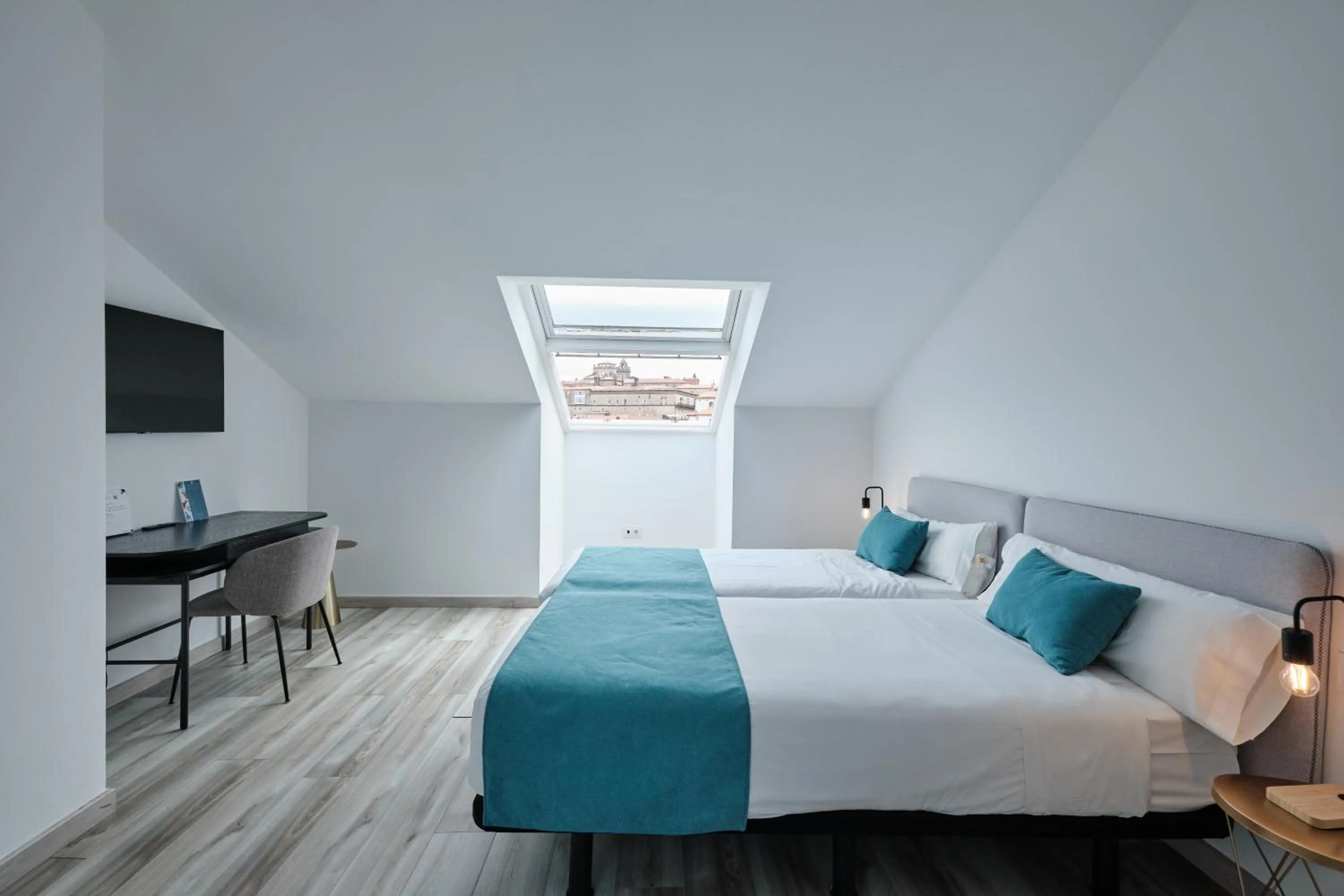 Photo of the whole room, Bed in Hotel Pombal Rooms