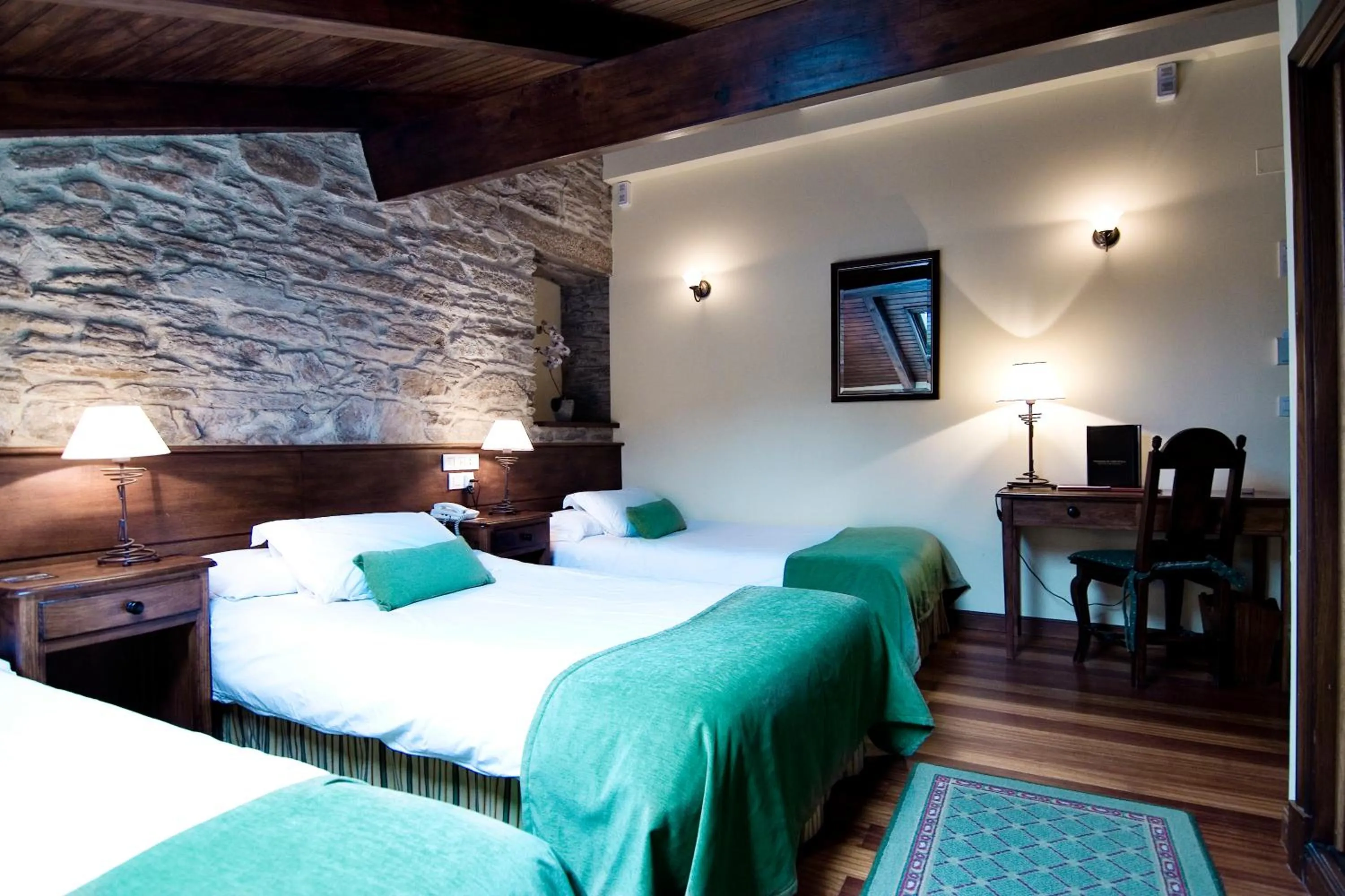 Bed in San Clemente by Pousadas de Compostela