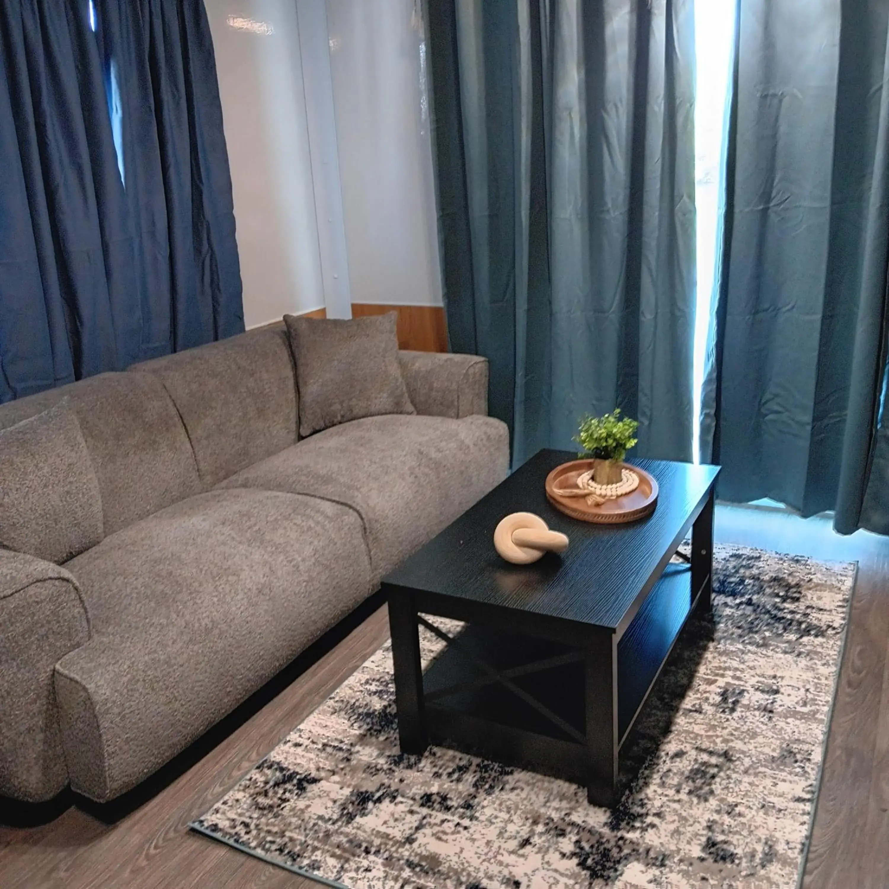 Living room in Aqua Lodges At Hurricane Hole Marina Living room in Aqua Lodges At Hurricane Hole Marina