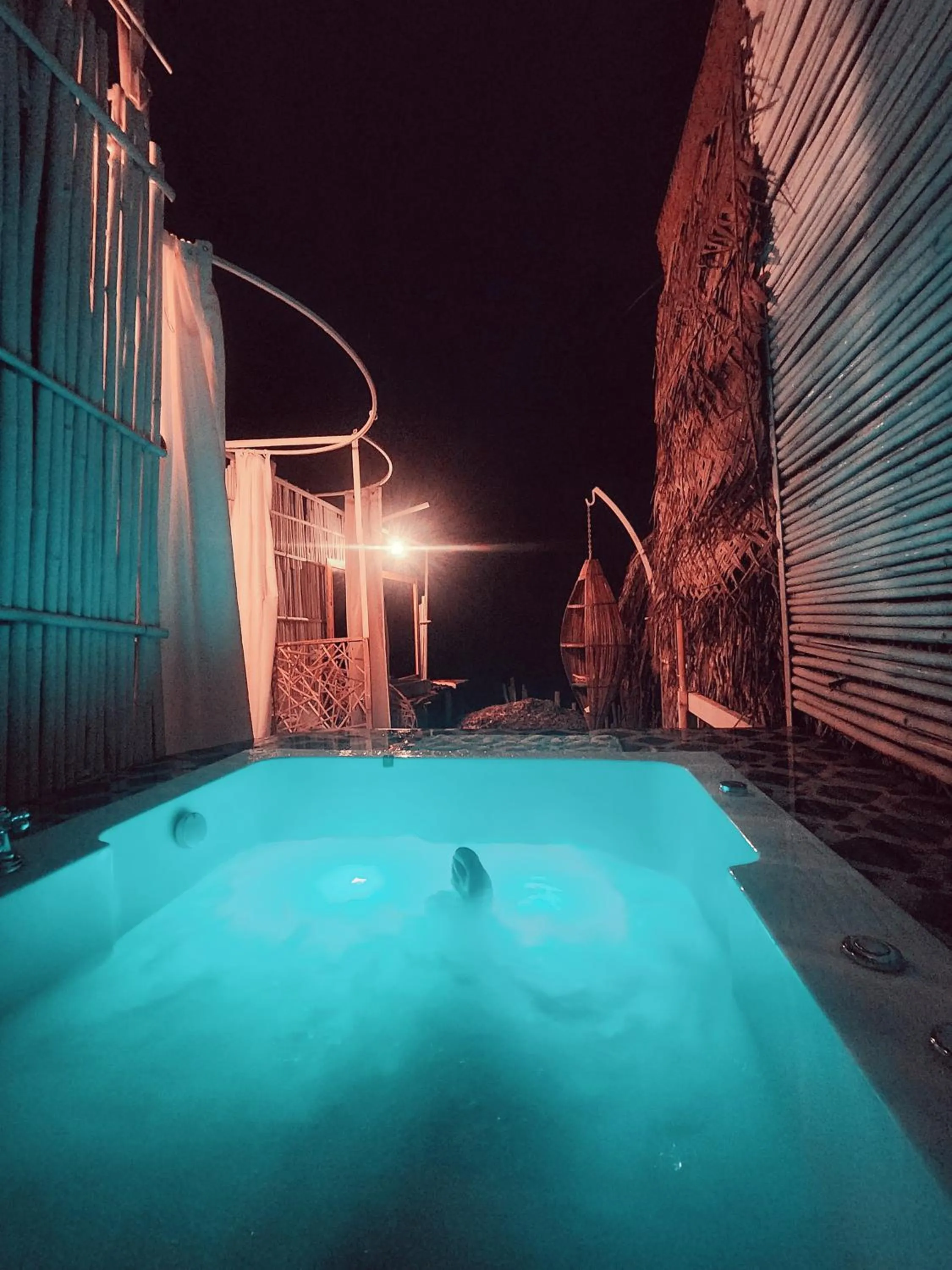 Night in Obrigado by Craftels