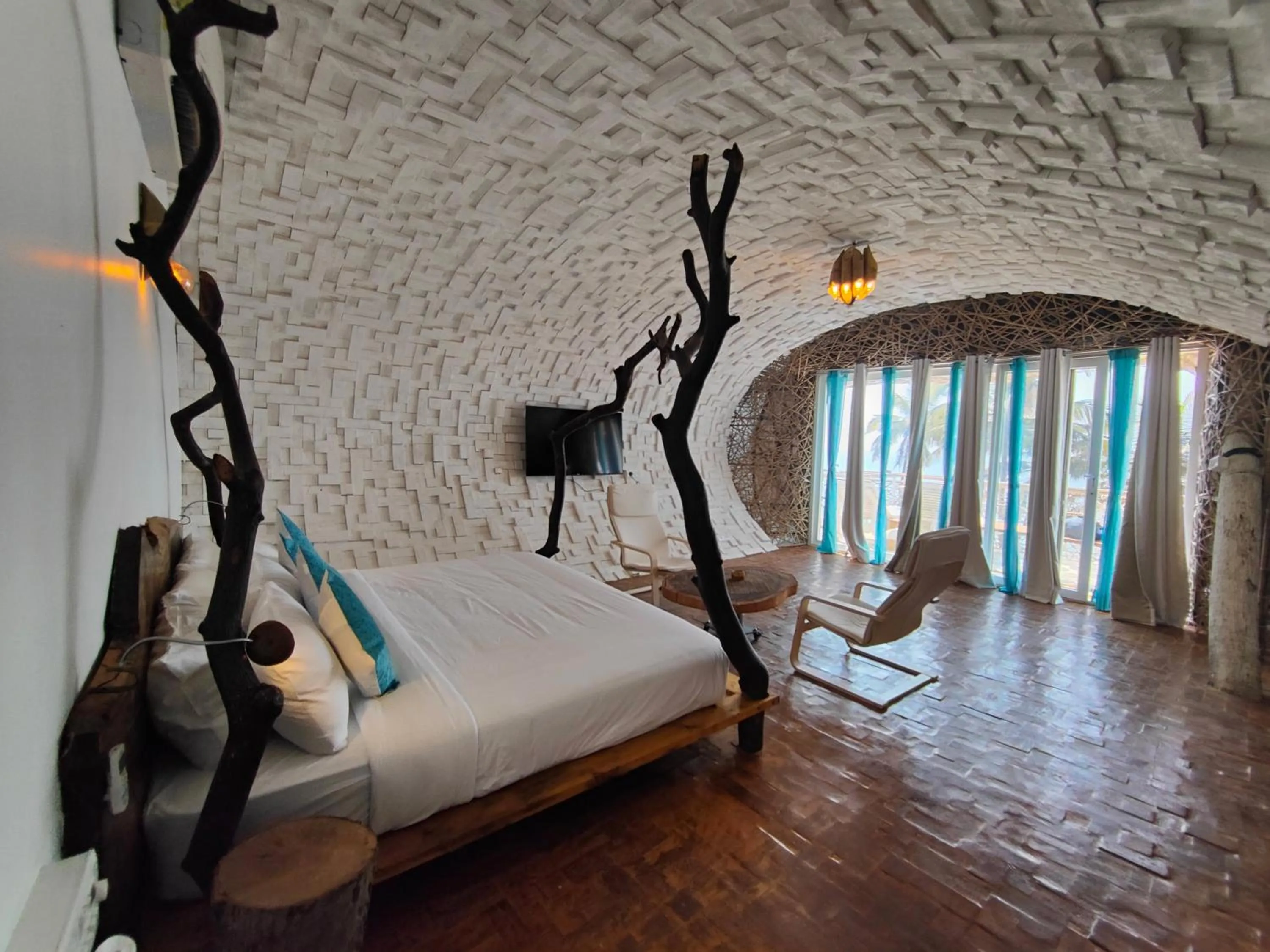 Bed in Obrigado by Craftels