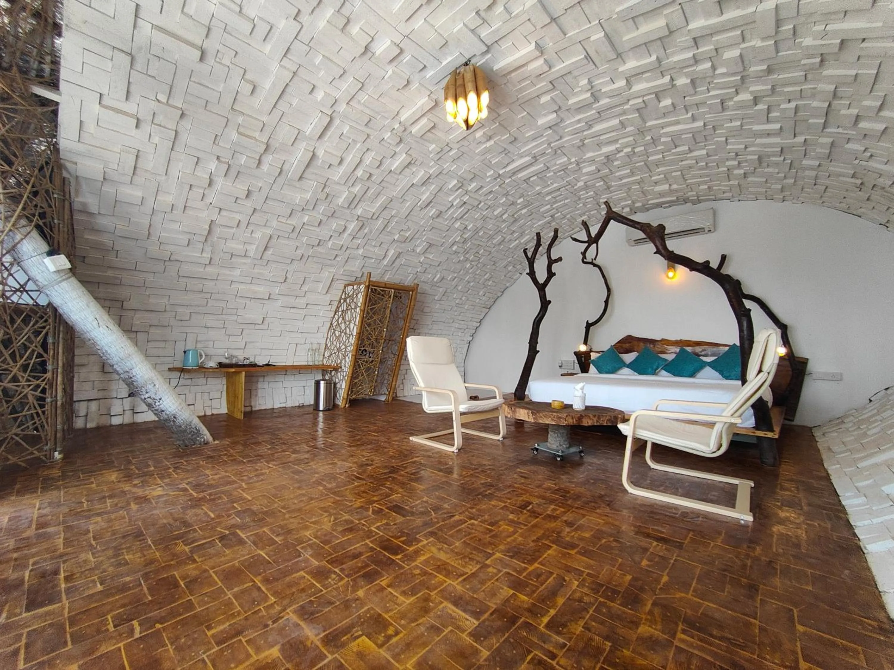 Bed in Obrigado by Craftels