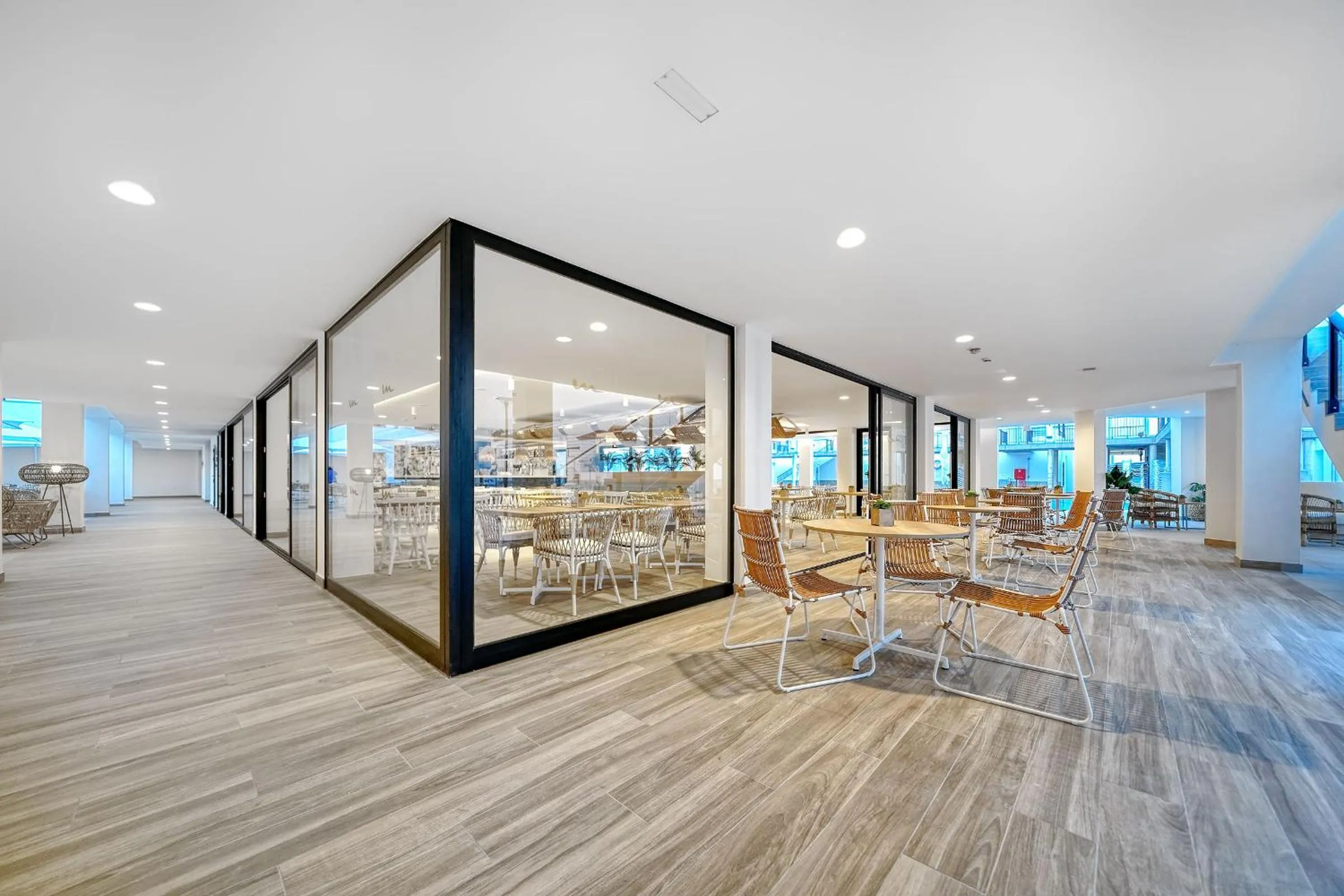 Broncemar Beach Suites