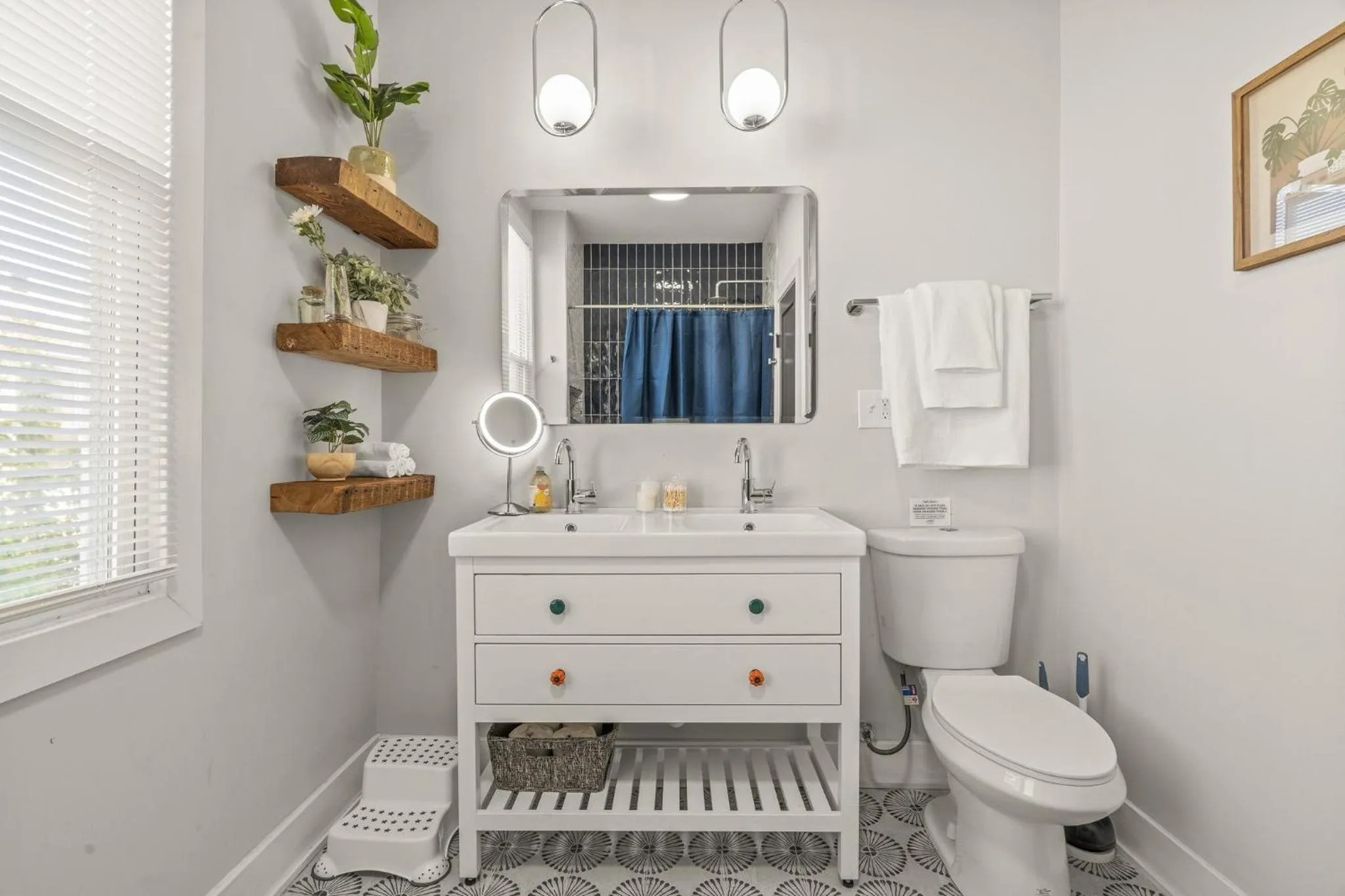 Bathroom in Kid-Friendly Fishtown Family Retreat with Game Room