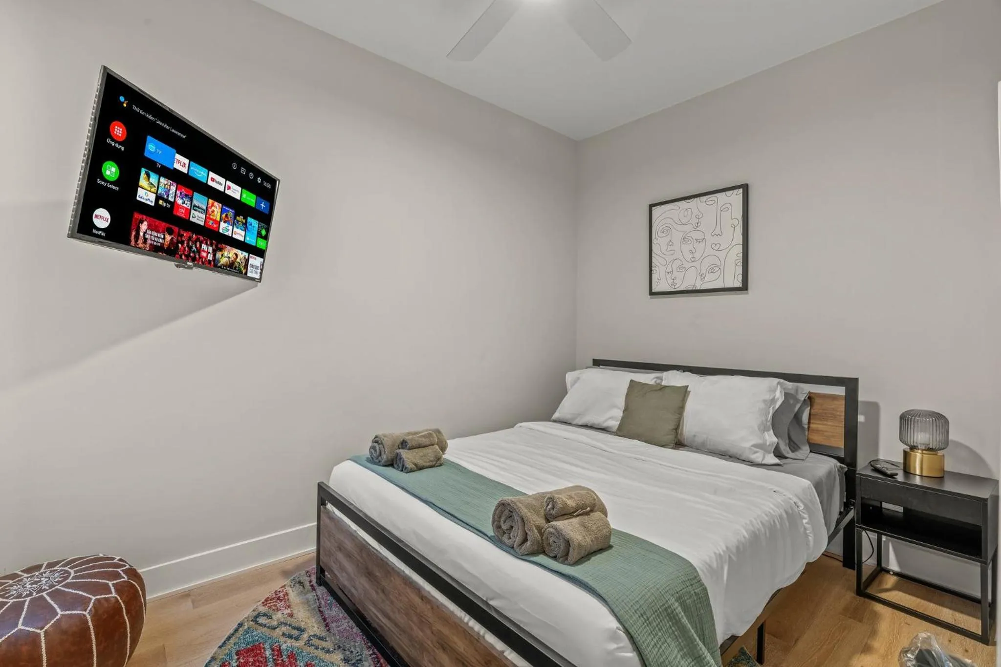 Bed in Kid-Friendly Fishtown Family Retreat with Game Room