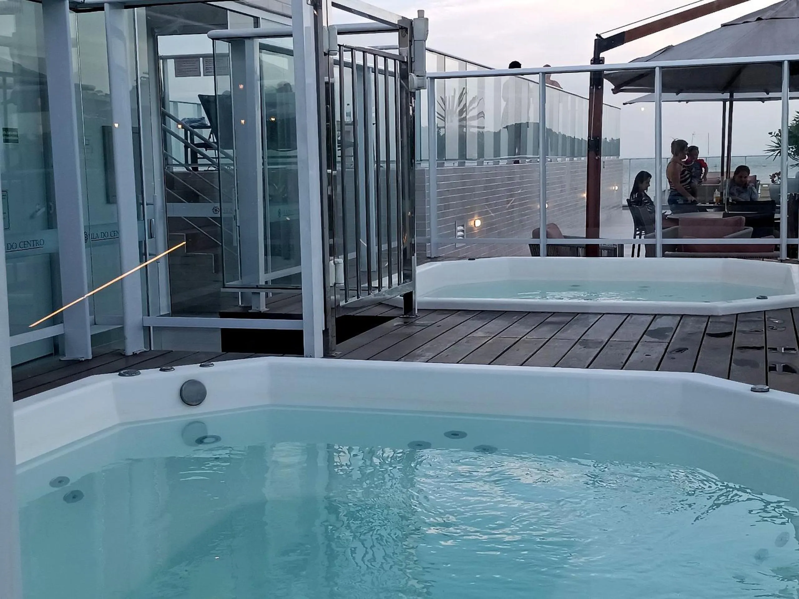 VDC-225 Moderno monoambiente a pocos mts del mar de Bombinhas