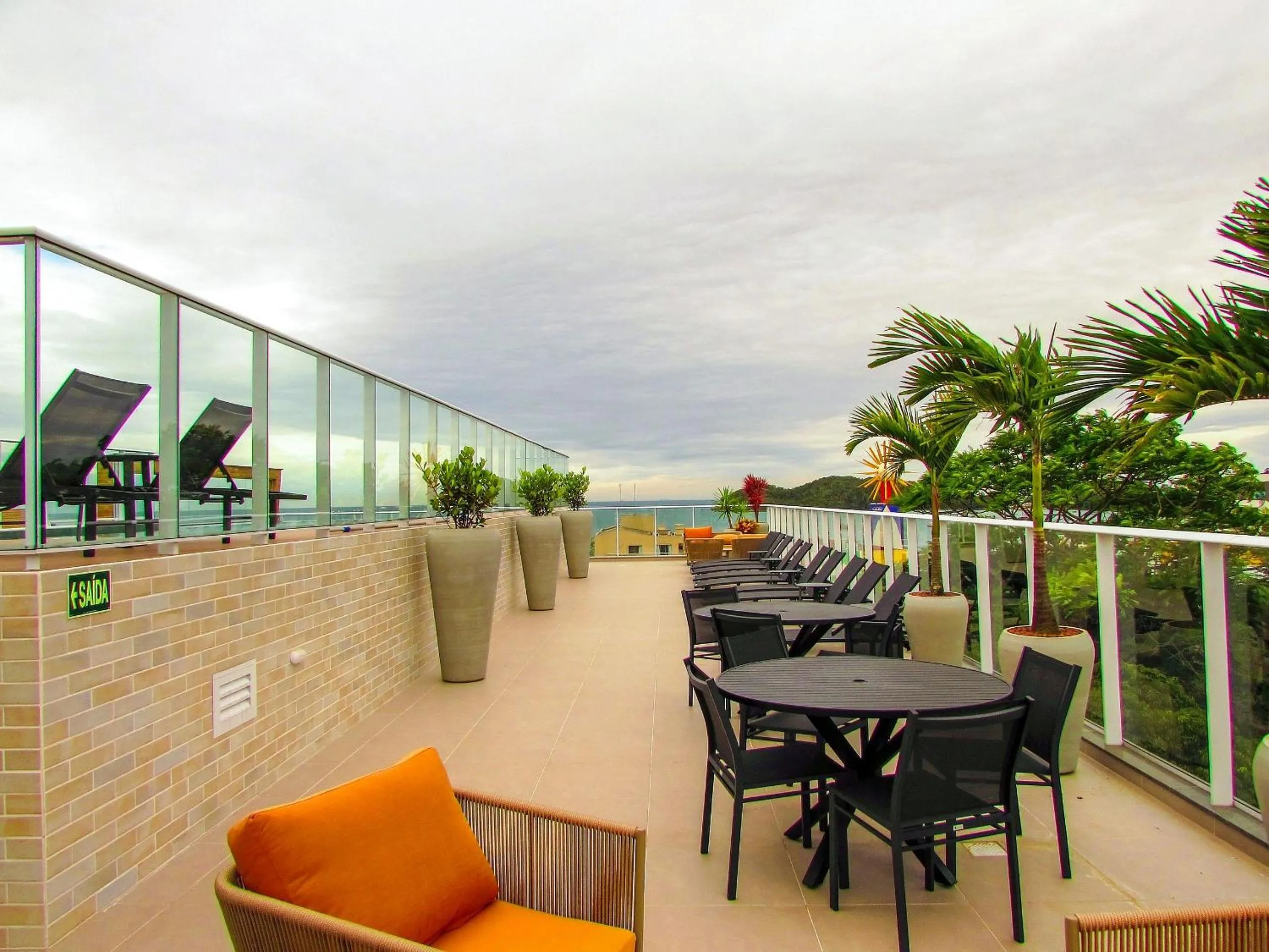 Balcony/Terrace in VDC-225 Moderno monoambiente a pocos mts del mar de Bombinhas