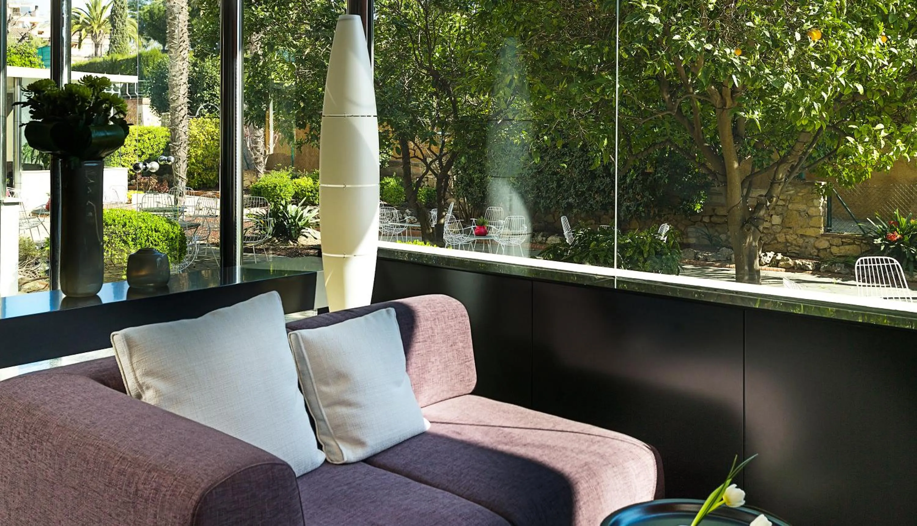 Lounge or bar in Astari