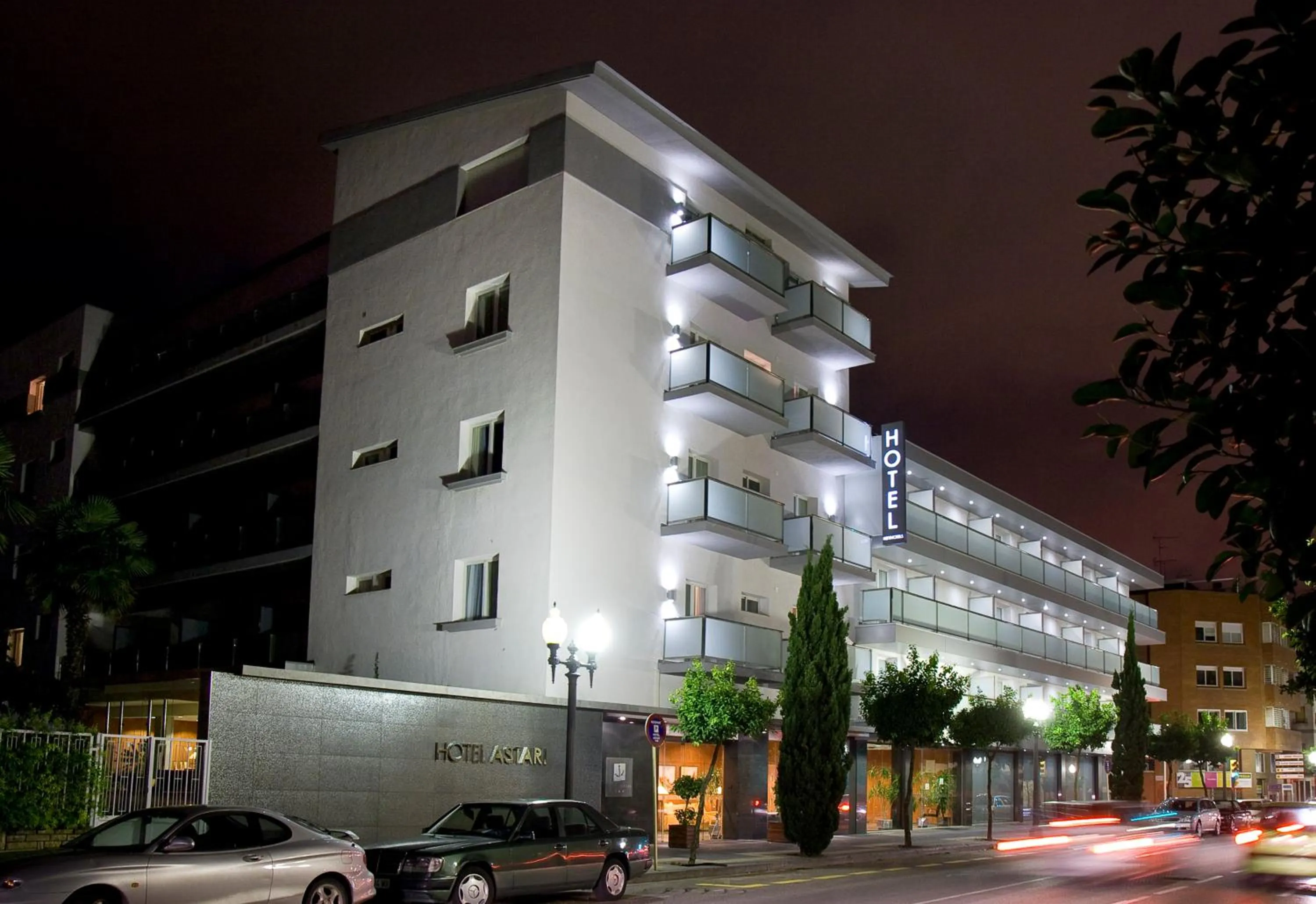 Facade/entrance in Astari