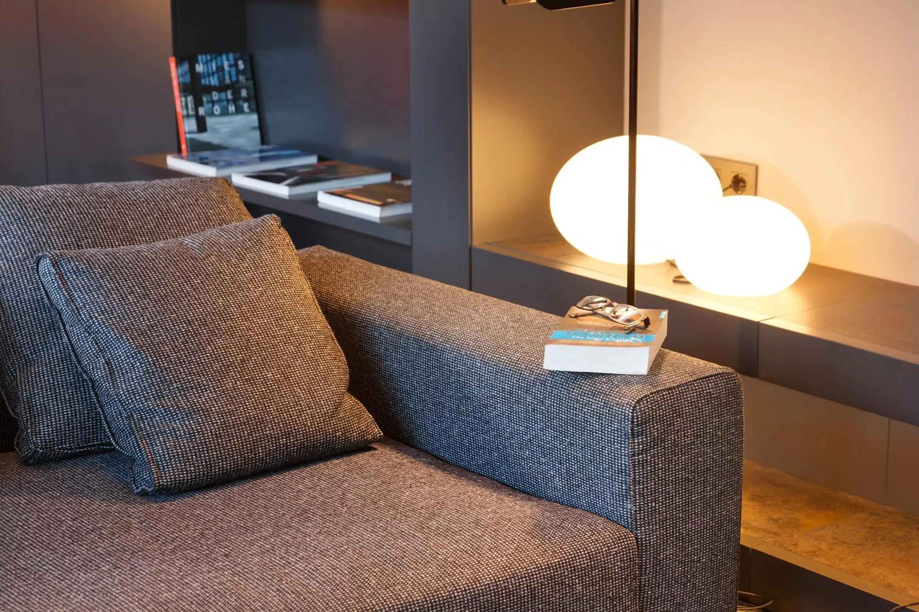 Lounge or bar in Astari Lounge or bar in Astari