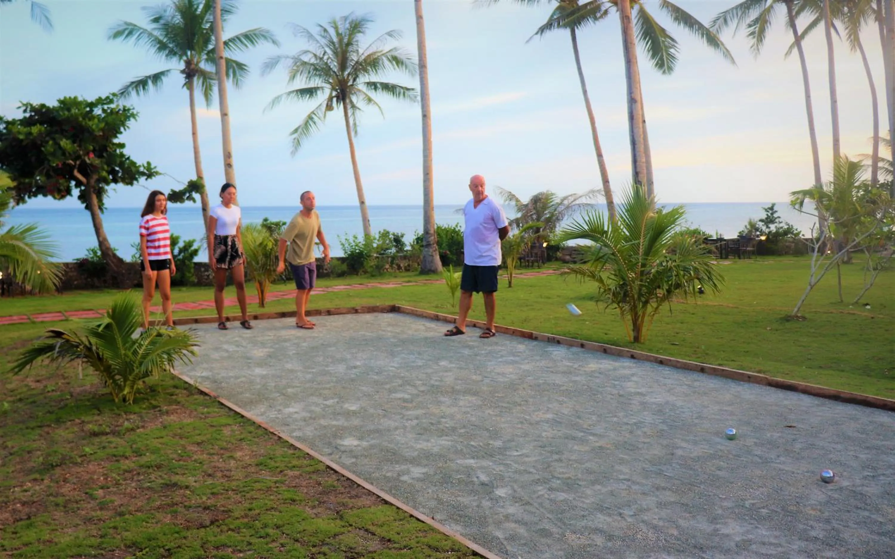 Garden in Island View Beachfront Resort