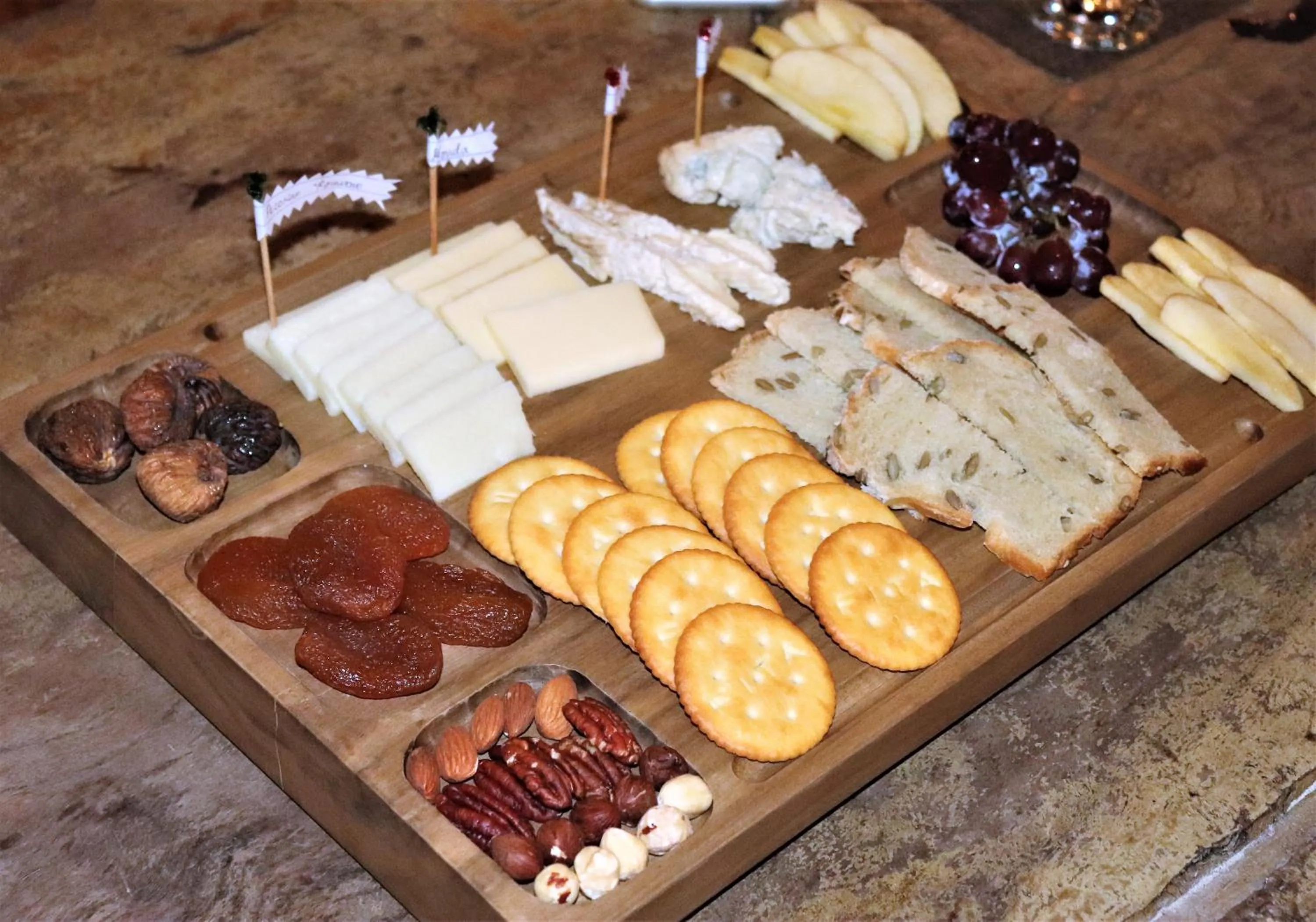 Restaurant/places to eat in Island View Beachfront Resort