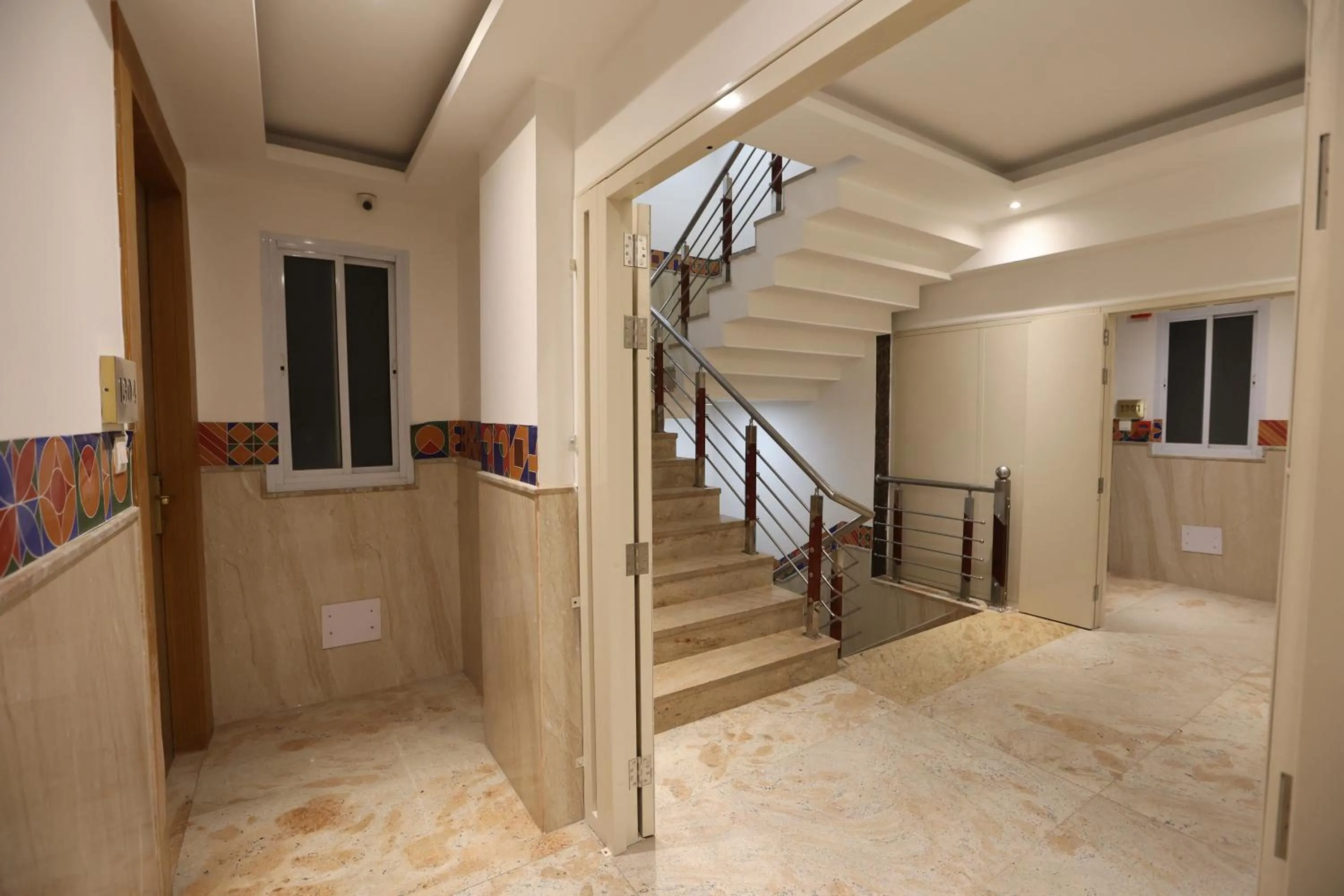 The Elevate Hotel Near Delhi Airport With- Free Airport PICKUP