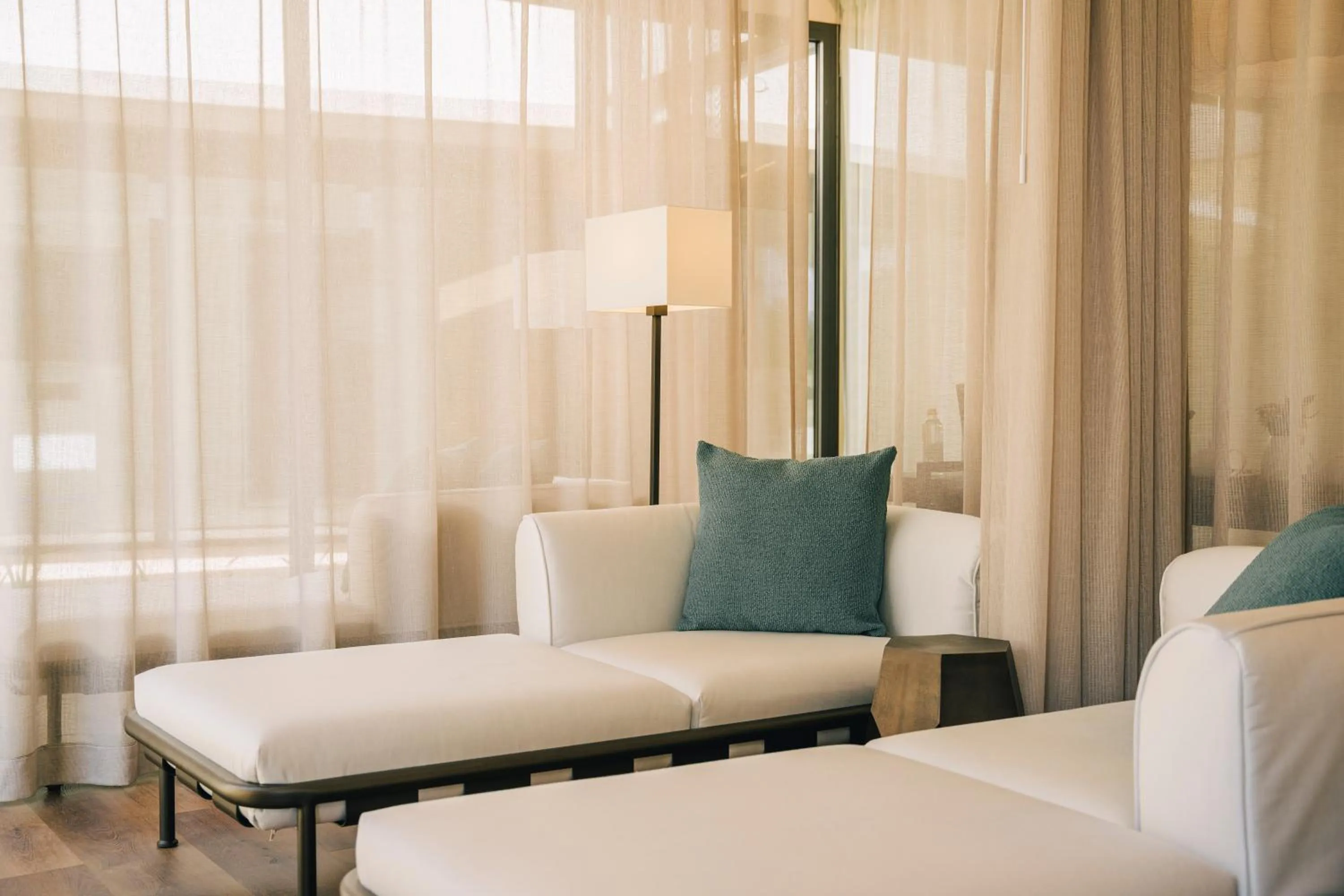 Bed in Hotel Camiral - The Leading Hotels of the World