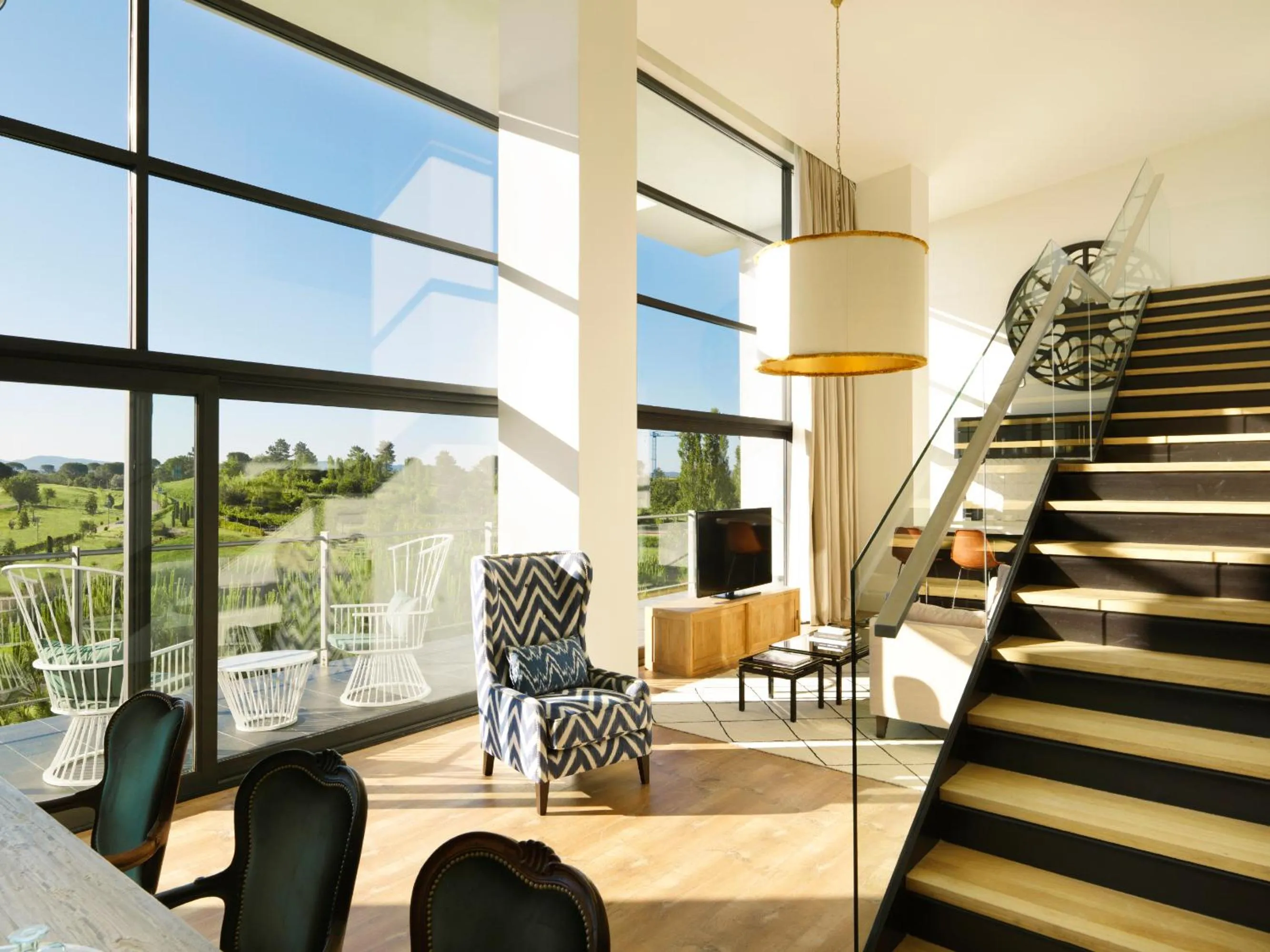 Living room in Hotel Camiral - The Leading Hotels of the World