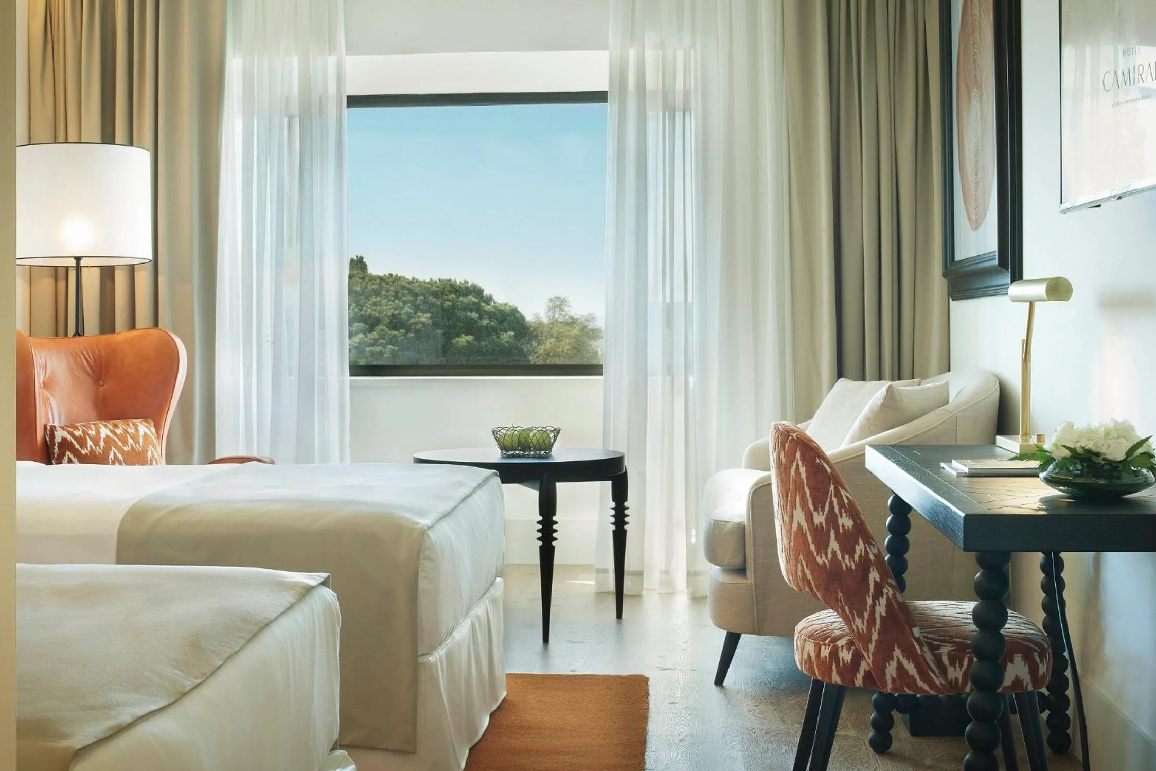 Photo of the whole room, Bed in Hotel Camiral - The Leading Hotels of the World