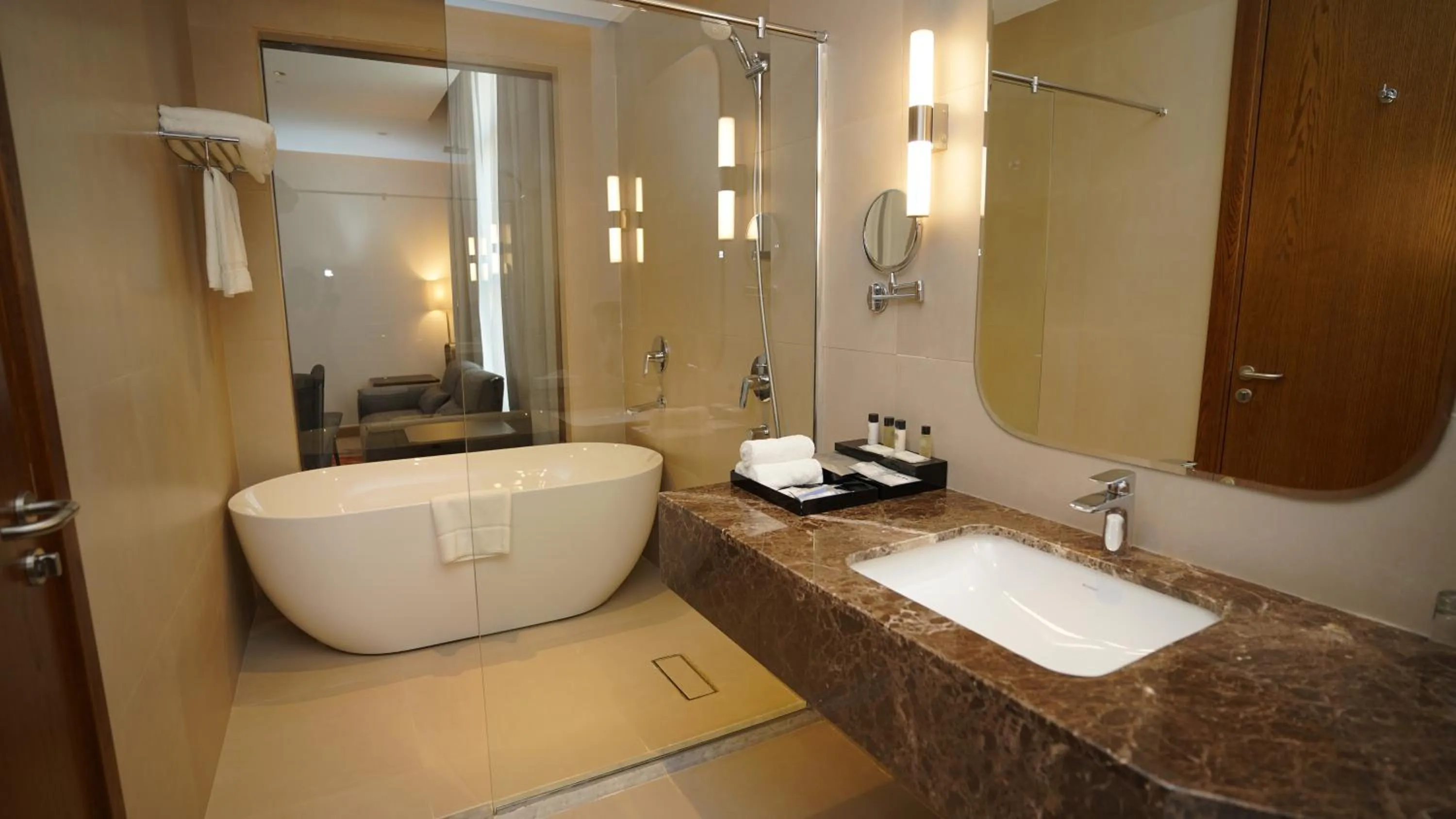 Shower in Jasmine Garden Hotel