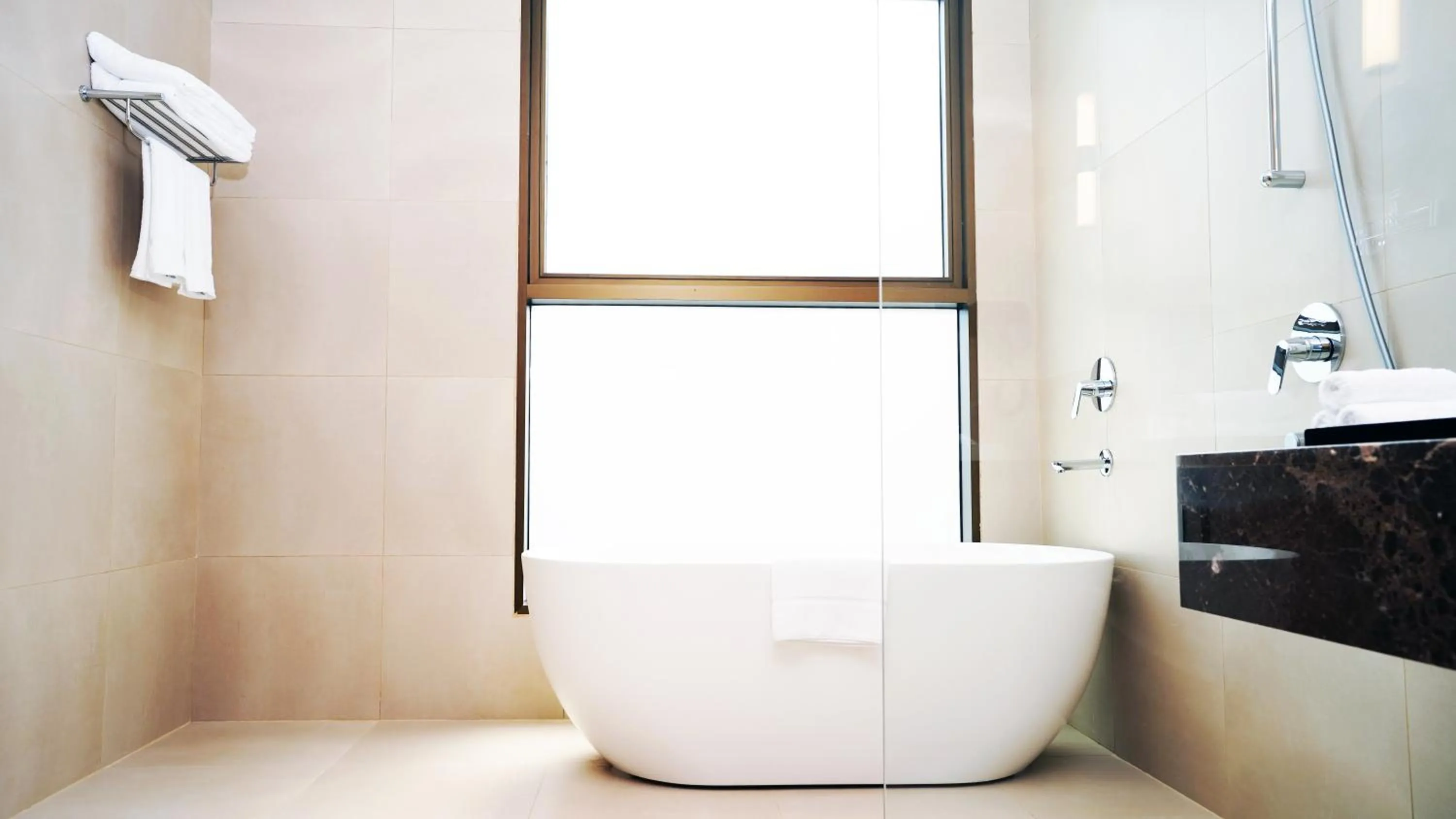 Bathroom in Jasmine Garden Hotel