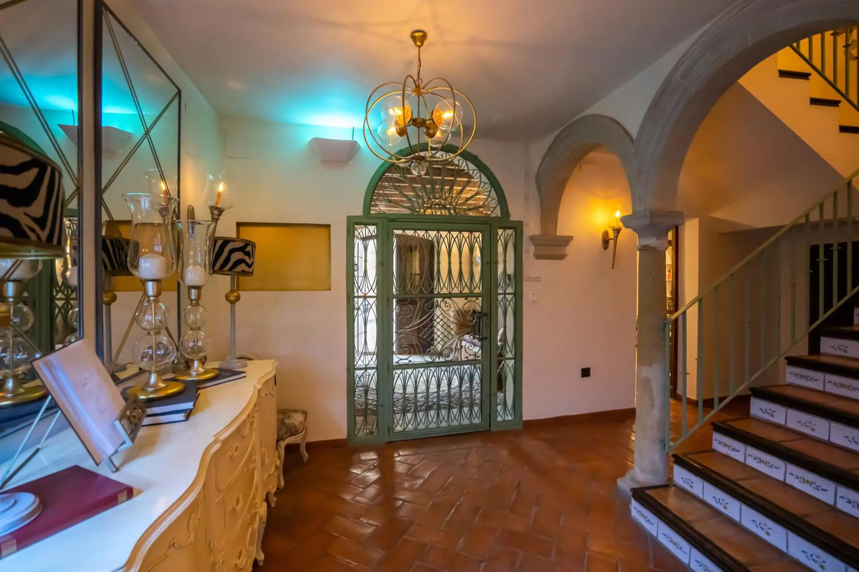 Lobby or reception in YIT La Casona del Arco