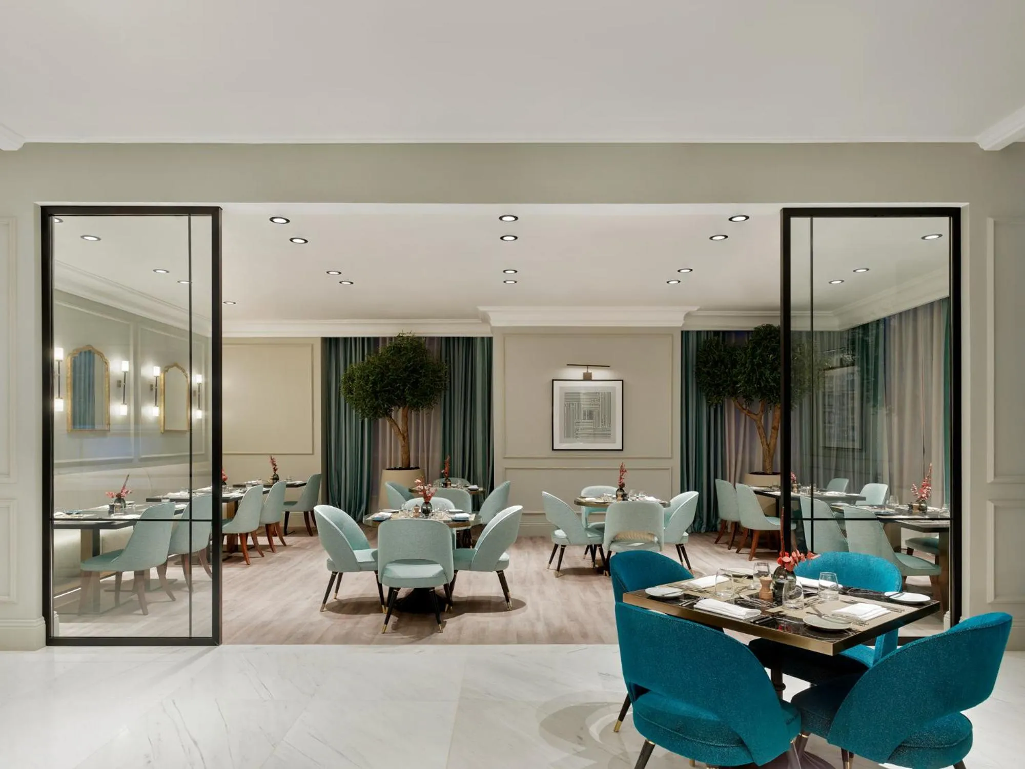 Restaurant/places to eat in Address Jabal Omar Makkah