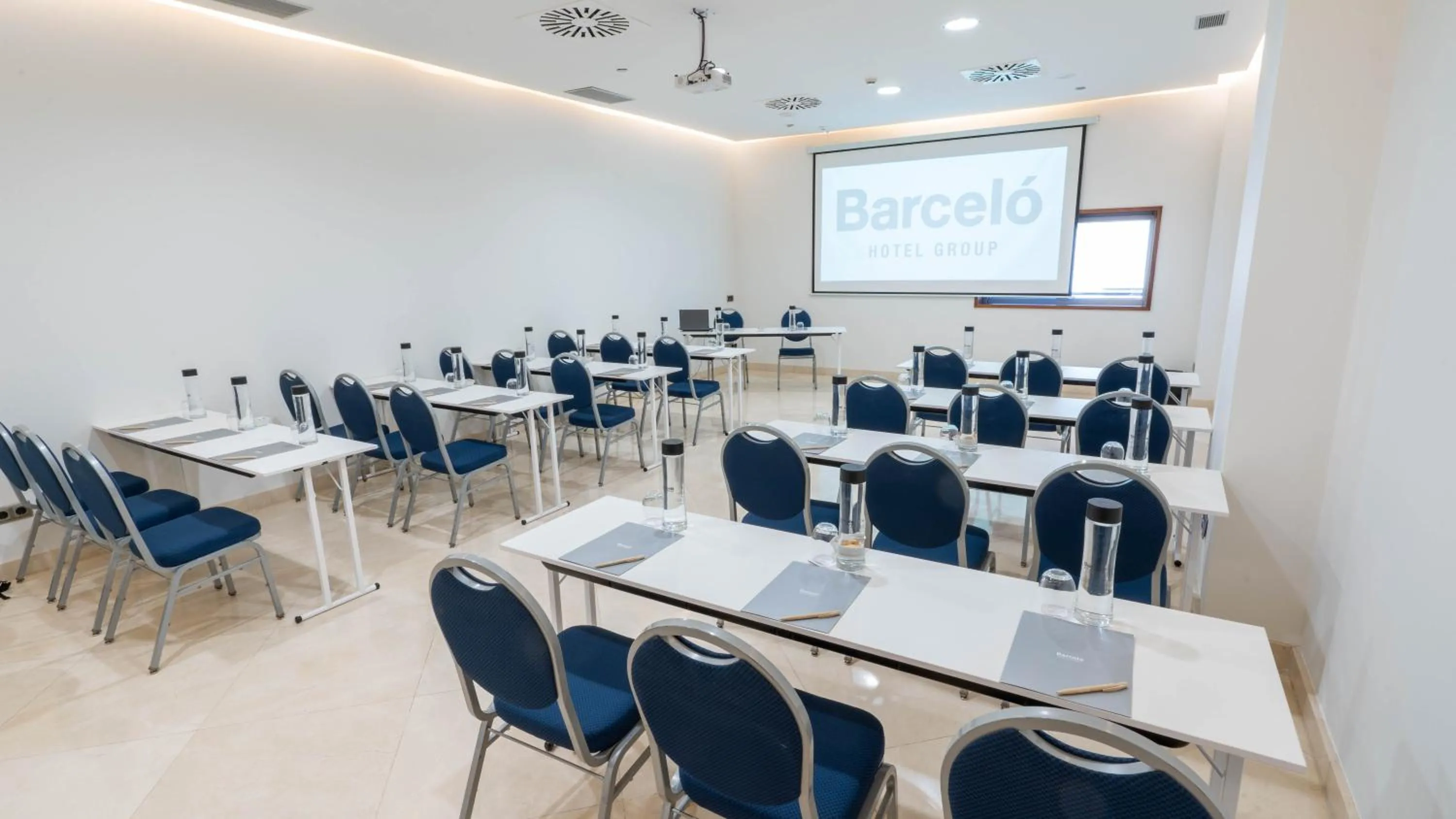 Meeting/conference room in Barceló Granada Congress