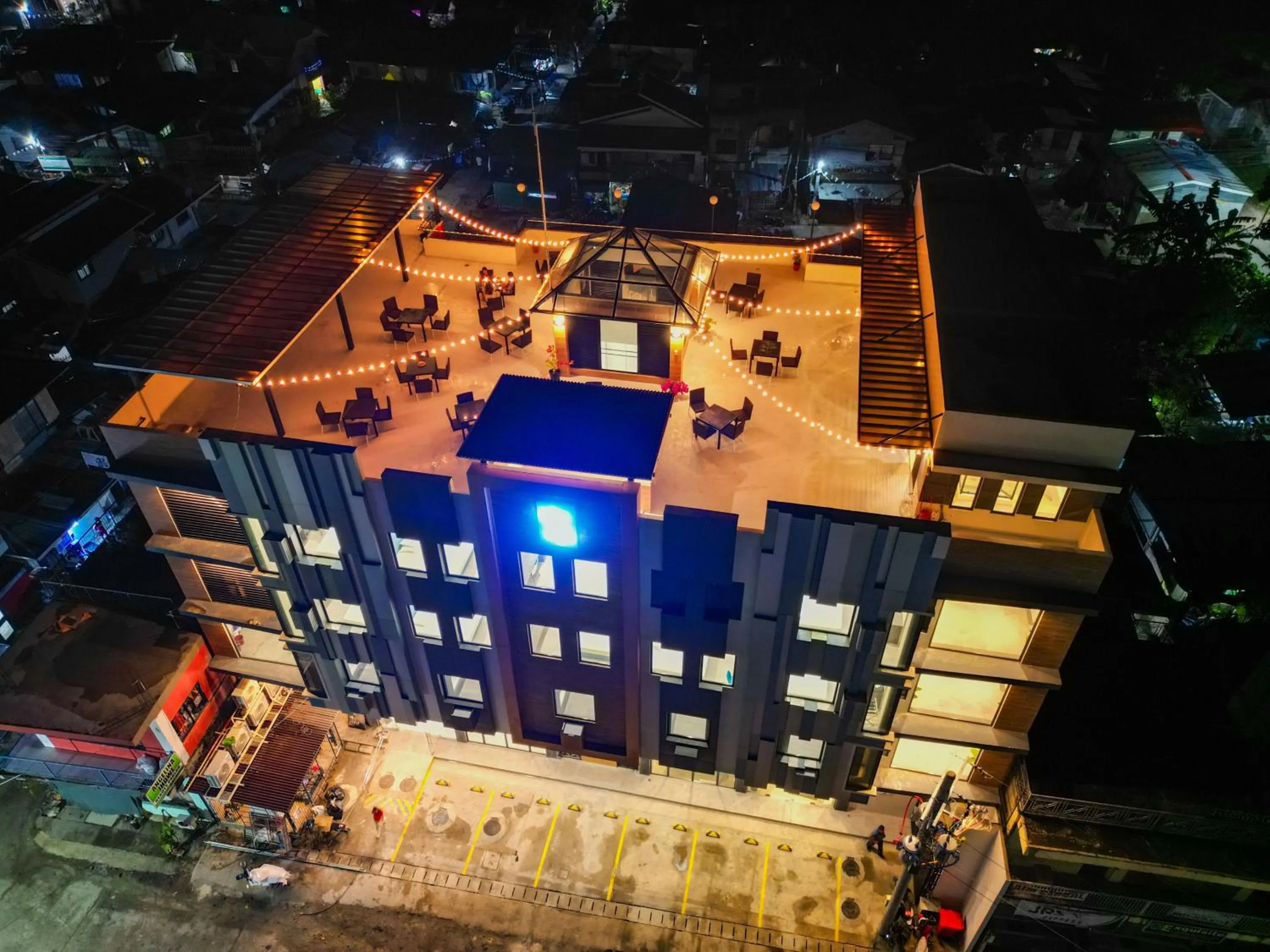 Area and facilities in Seeya Hotel