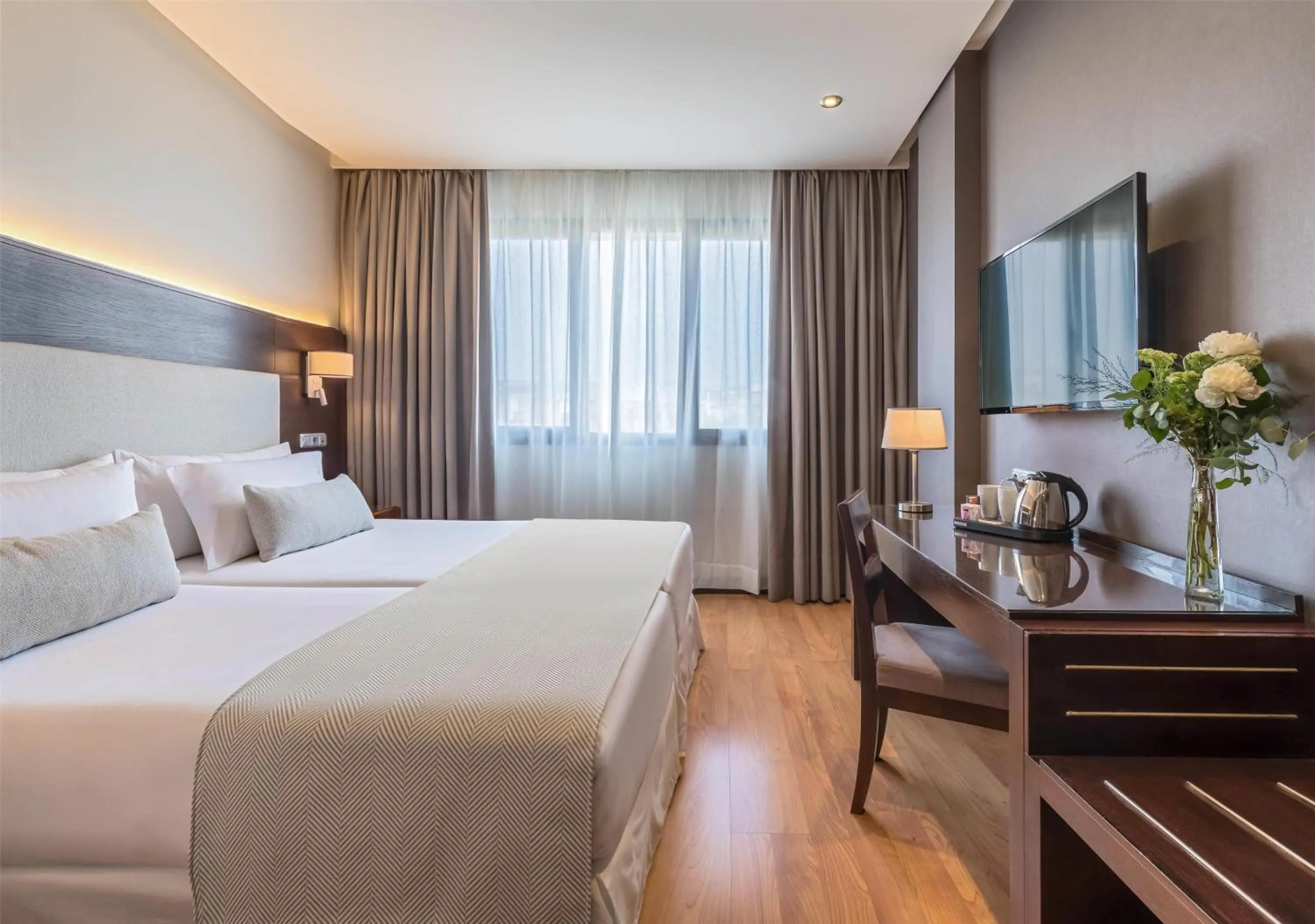 Bedroom, Bed in Occidental Granada