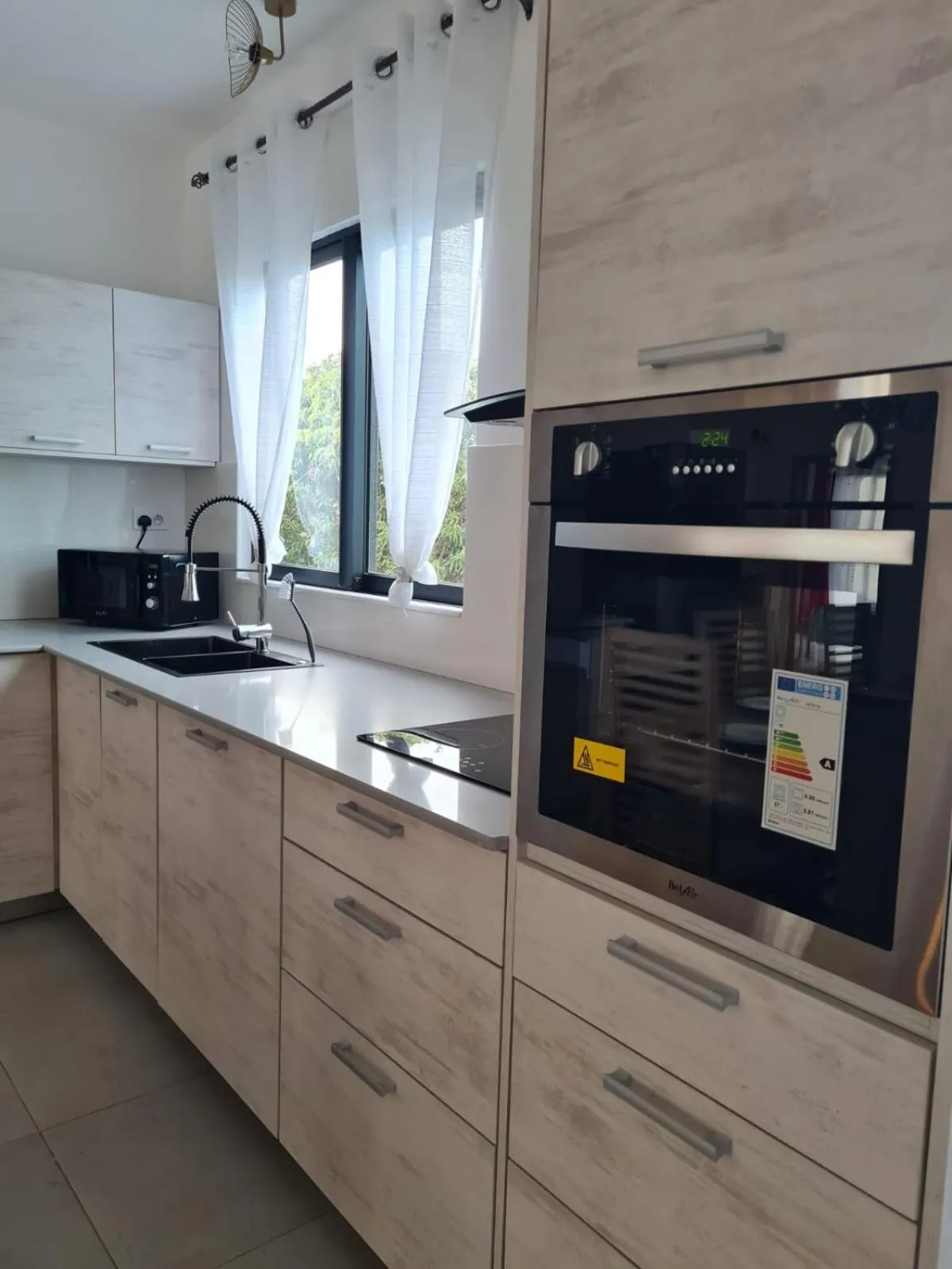 Kitchen or kitchenette in MoonLight Residence