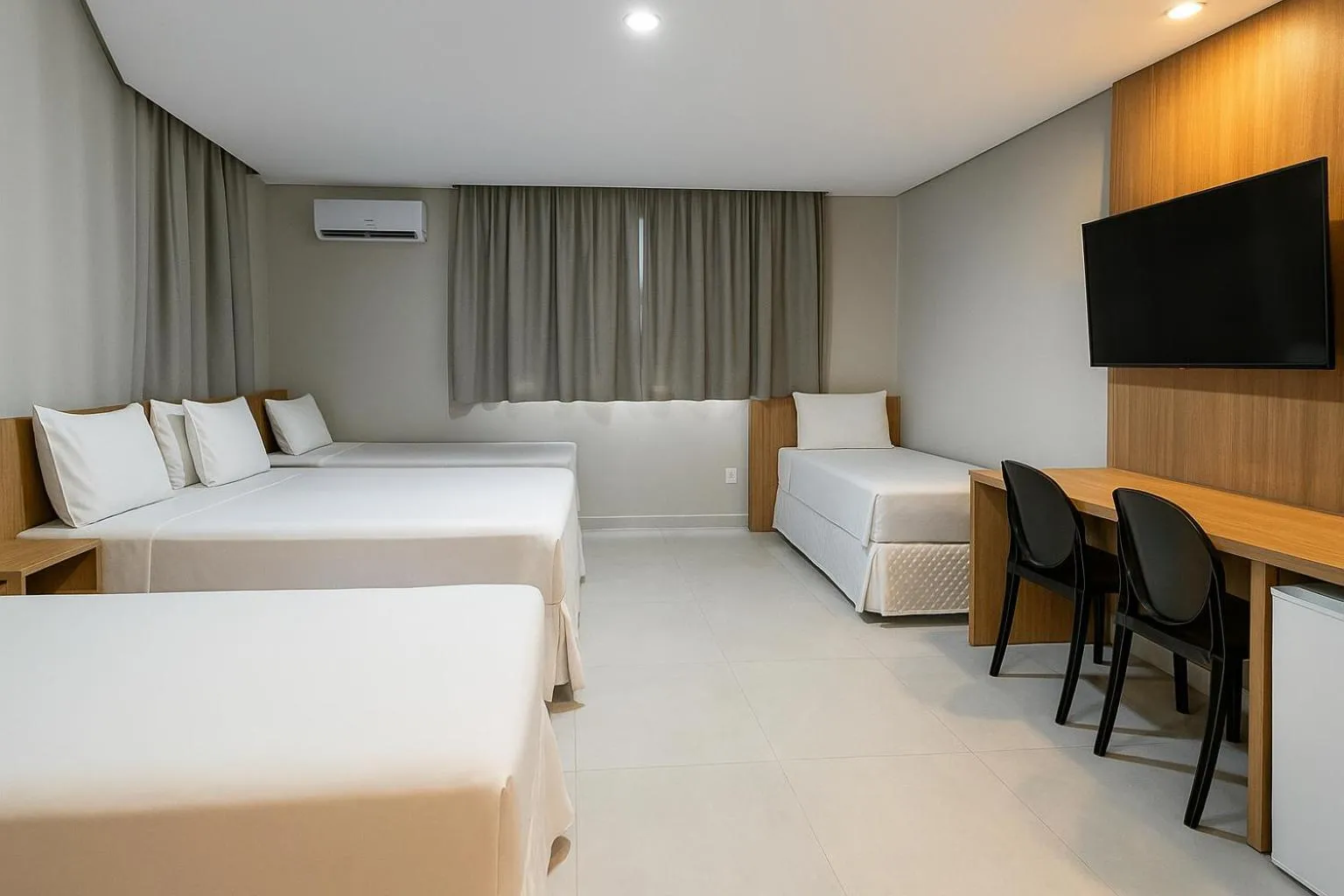 Bed in Hotel Solar Paulista