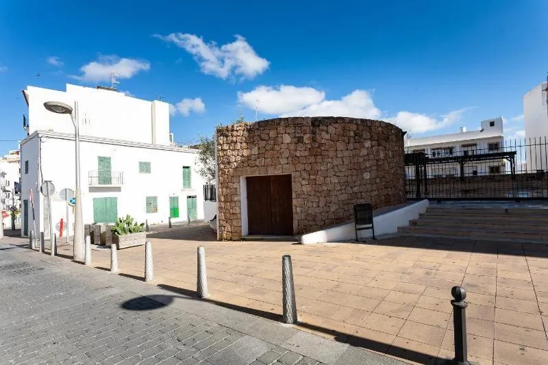 Property building in Apartamentos Tramuntana