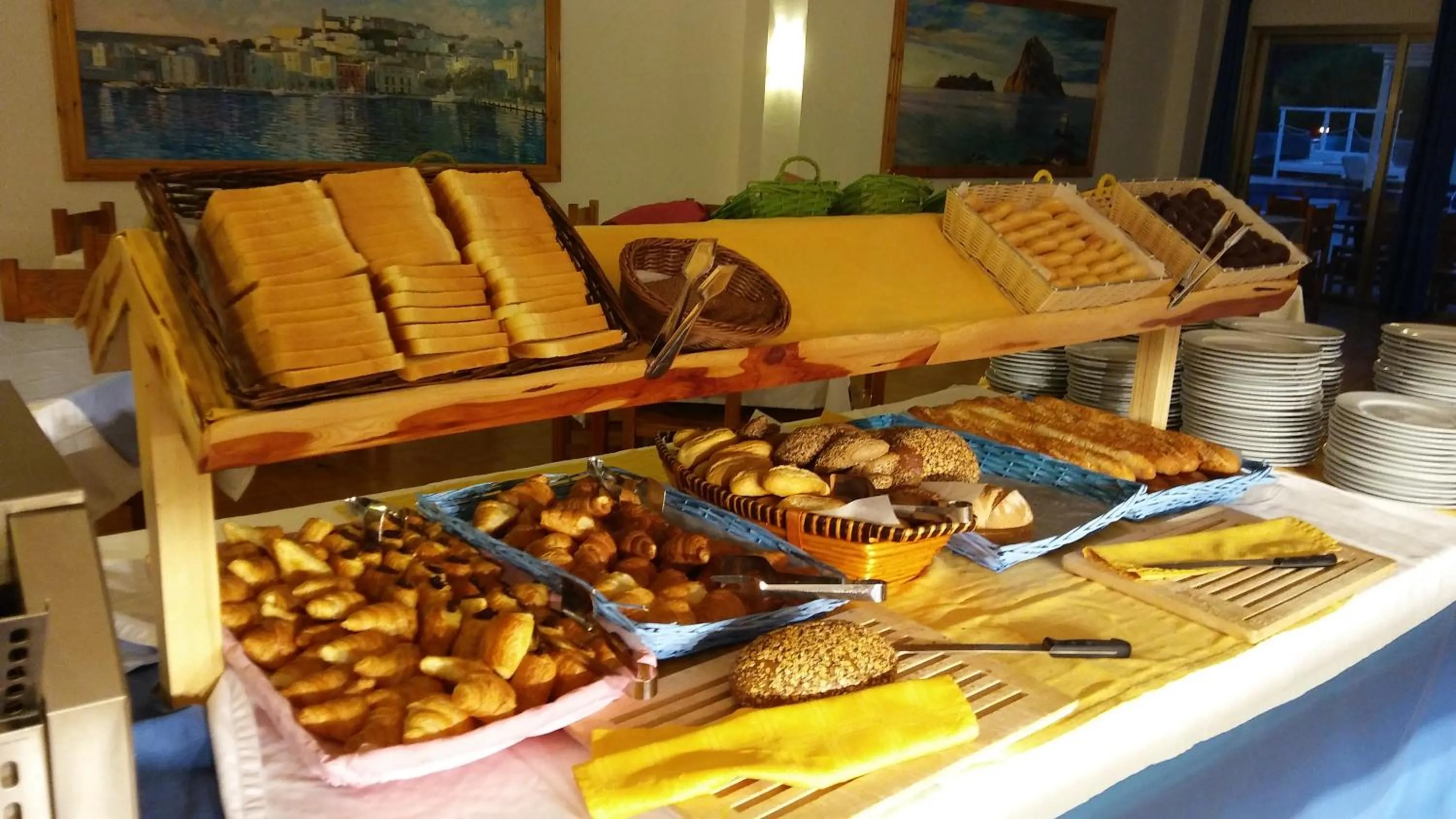 Breakfast in Aparthotel Puerto Cala Vadella